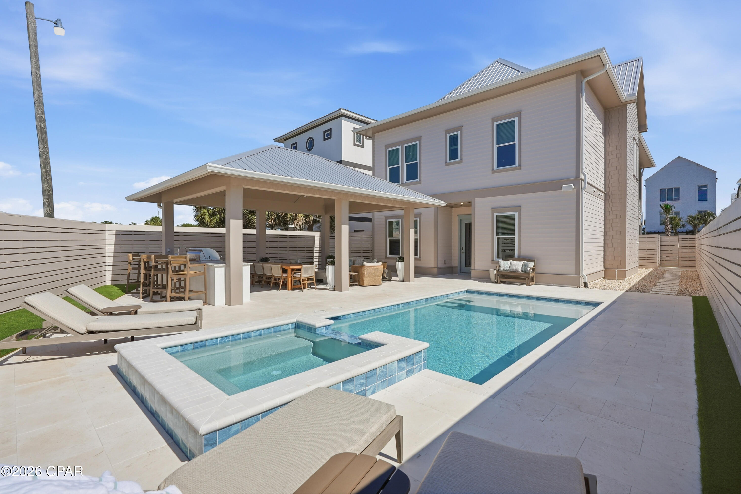 Lullwater Beach - Residential