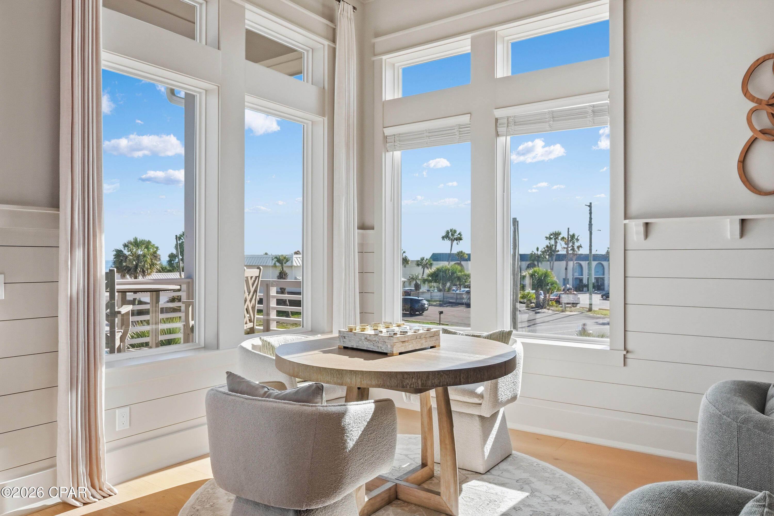 Lullwater Beach - Residential