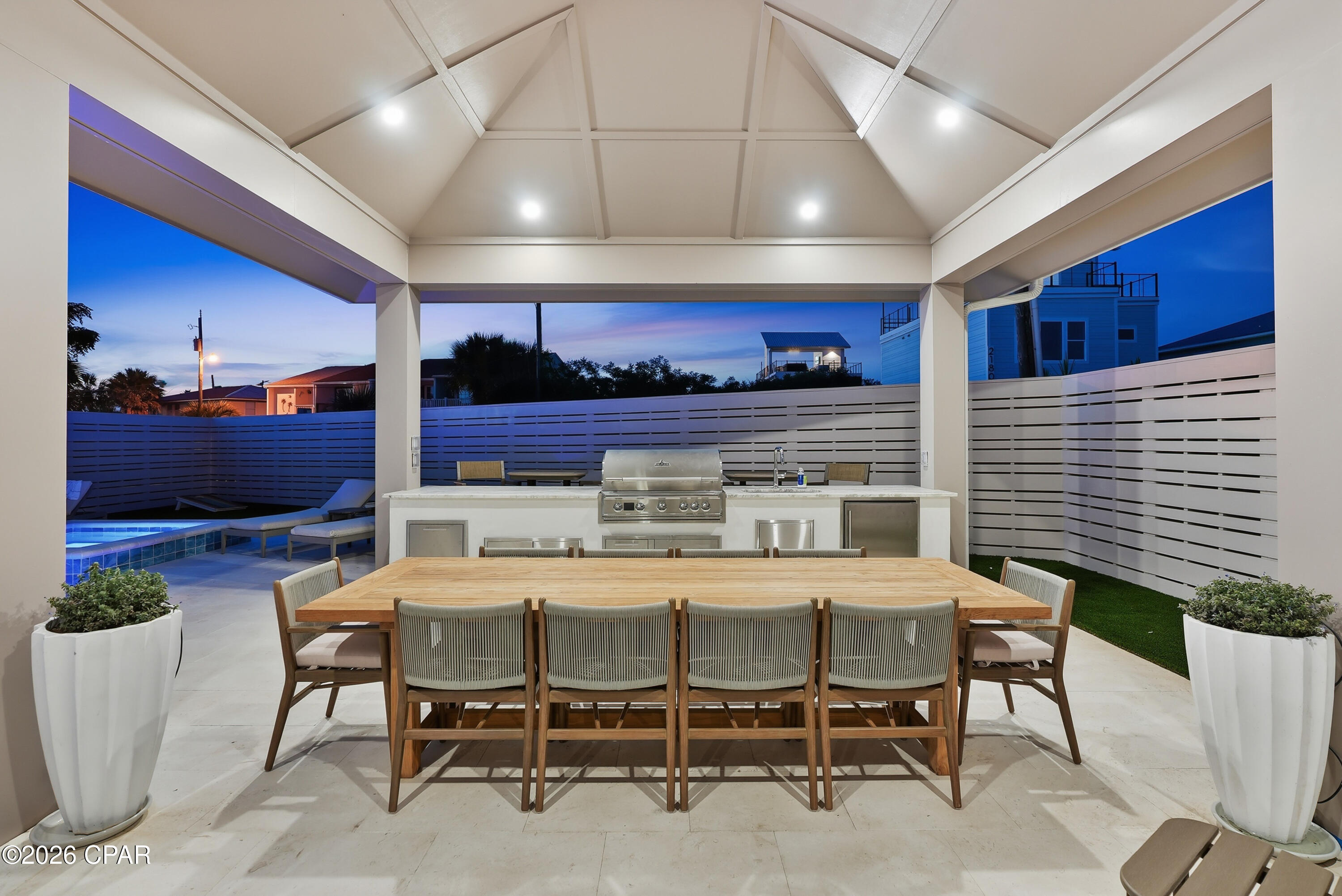 Lullwater Beach - Residential