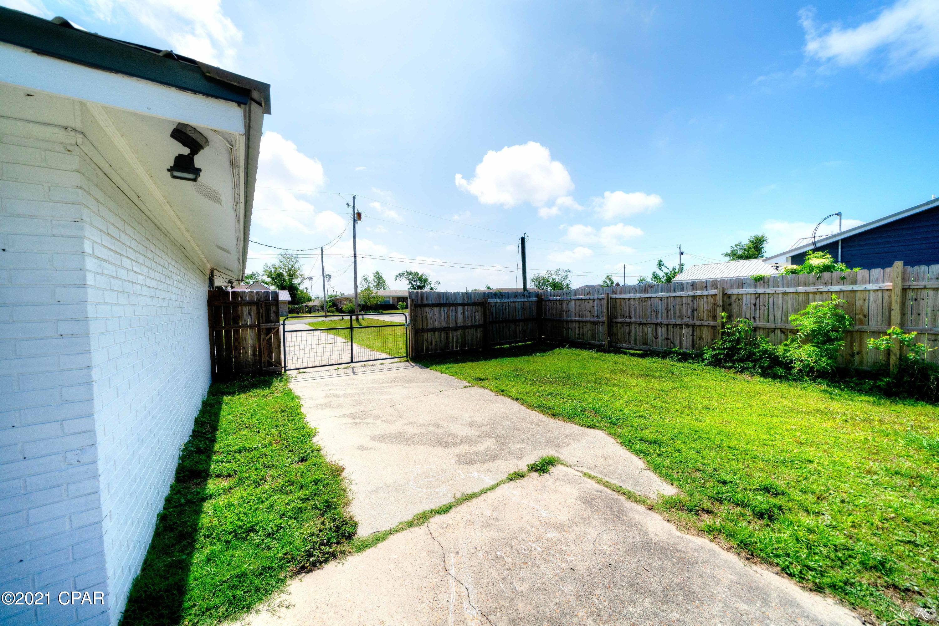 Pine Ridge Estates - Residential