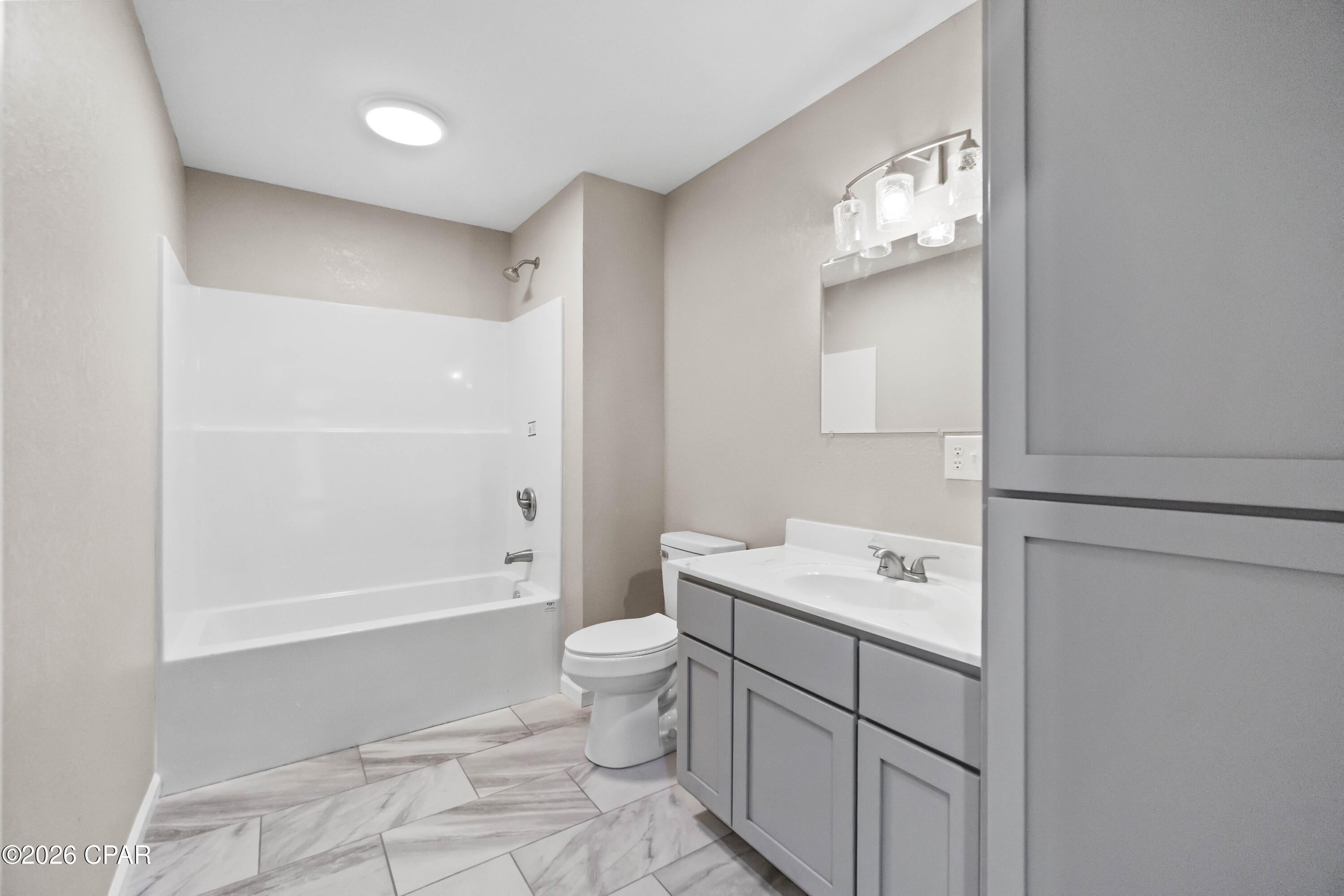 Grand Ridge - Residential