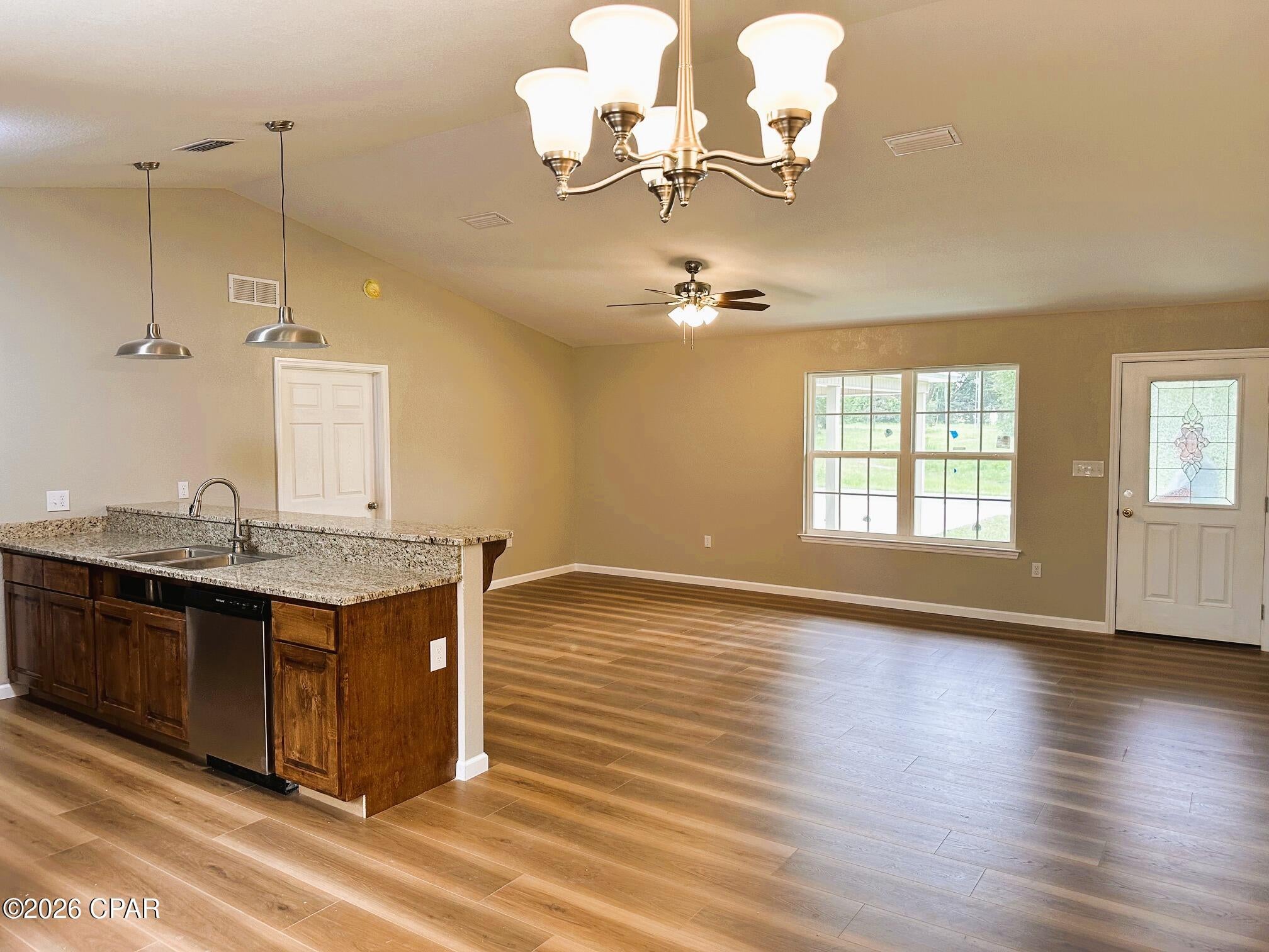 Grand Ridge - Residential