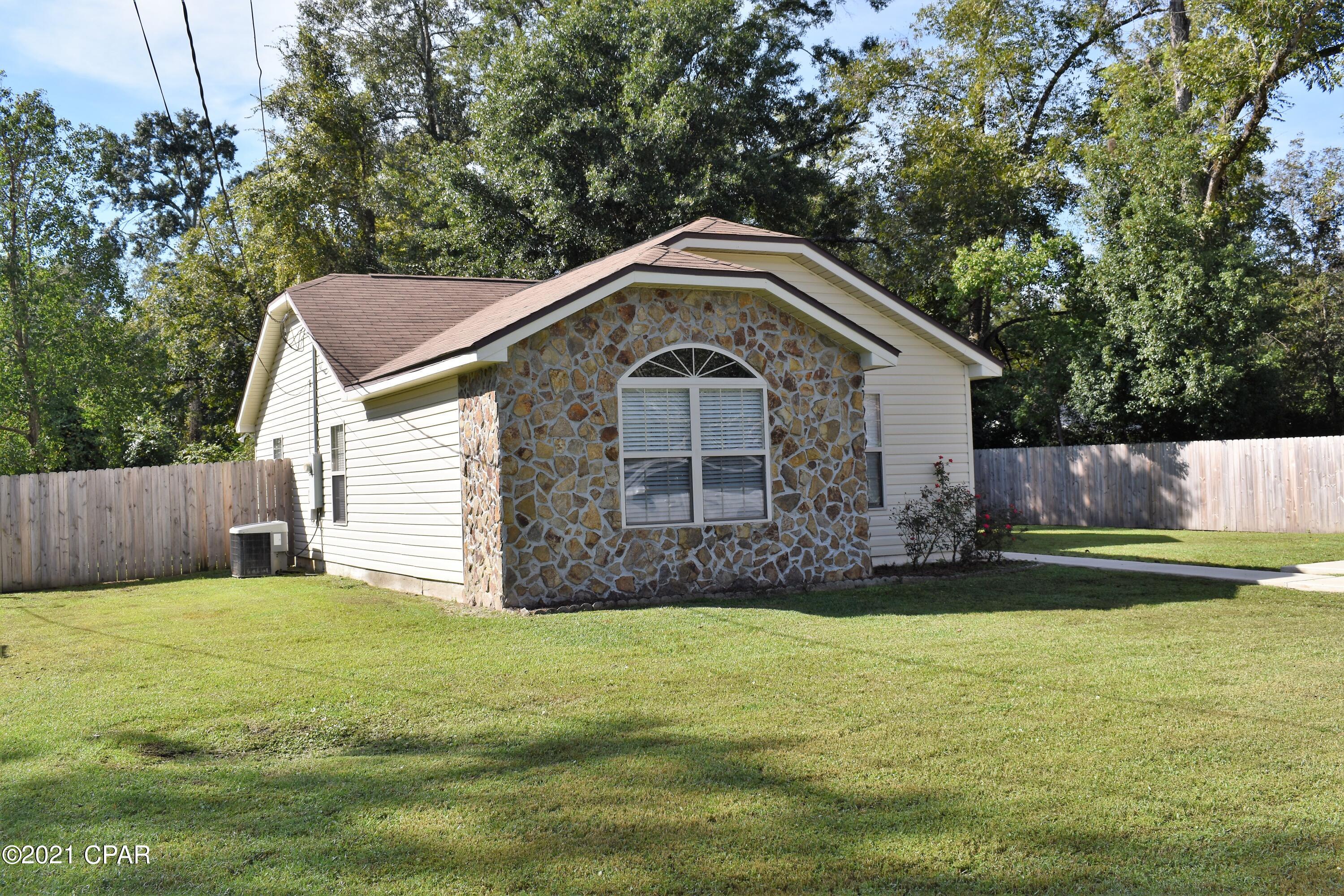 [No Recorded Subdiv] - Residential