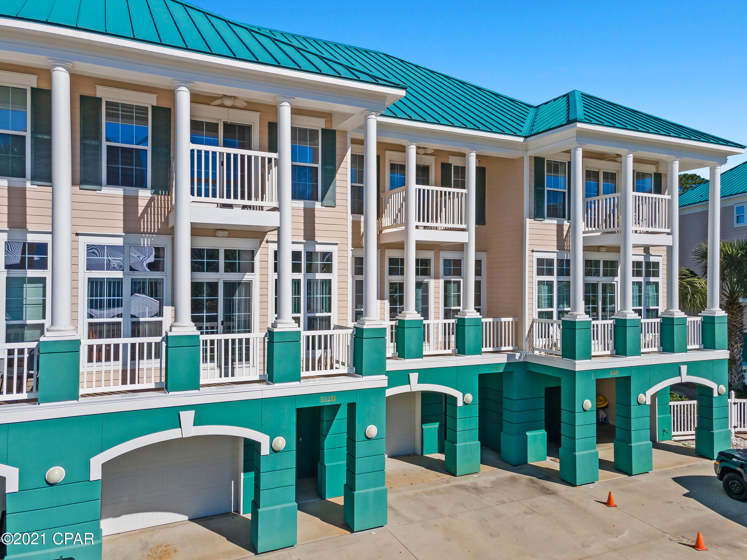 Long Beach 3rd - Residential