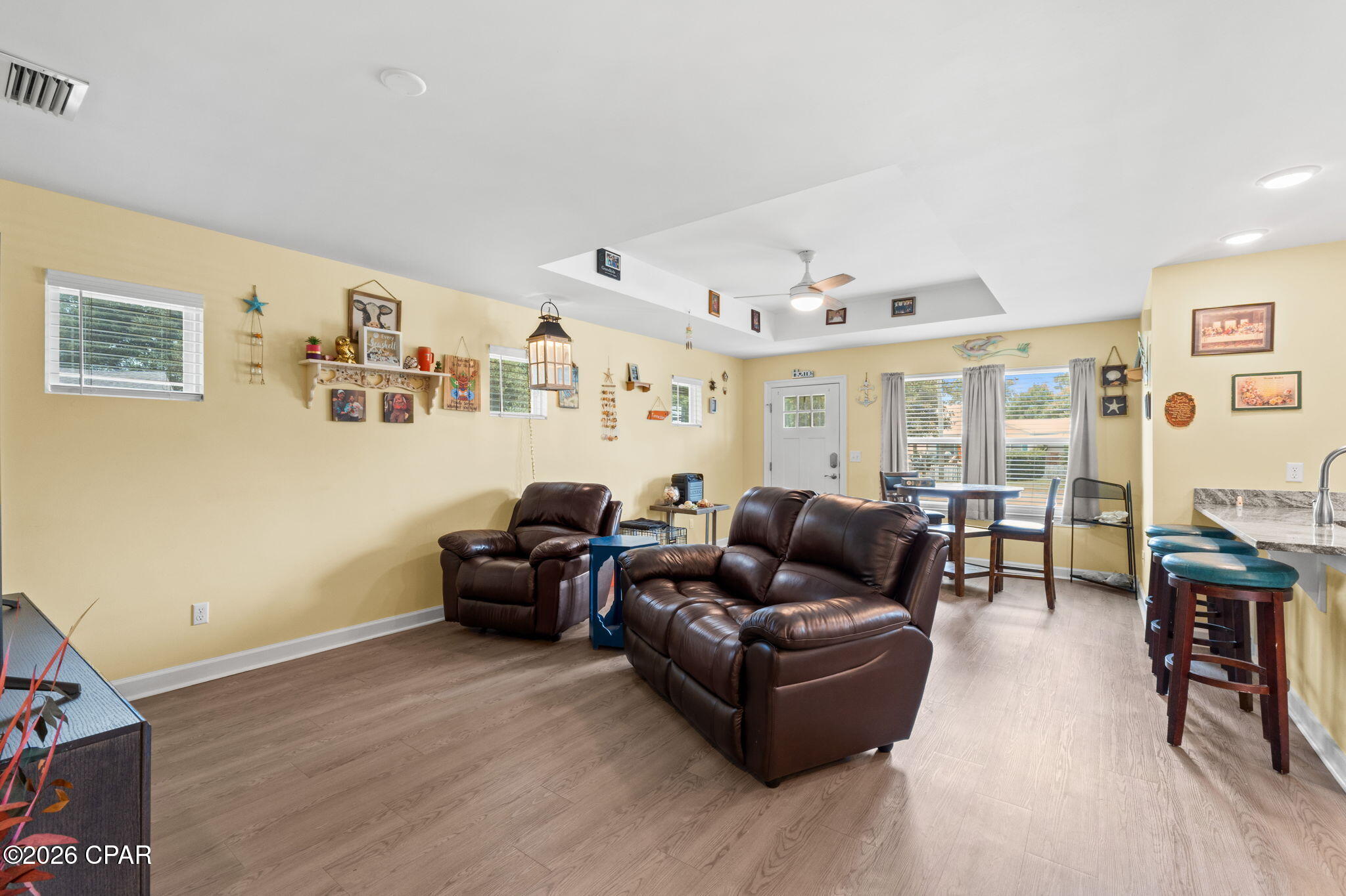 Laguna Beach Estates 7th Add - Residential