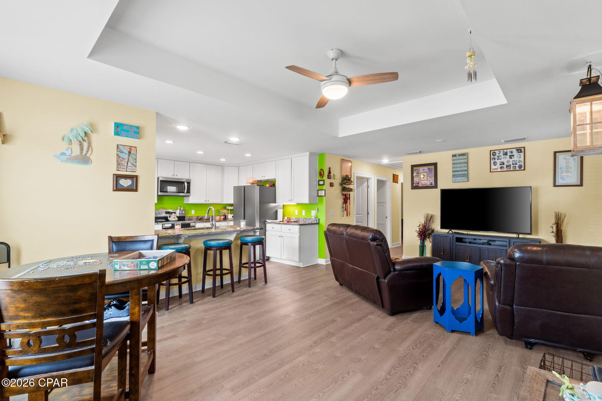 Laguna Beach Estates 7th Add - Residential