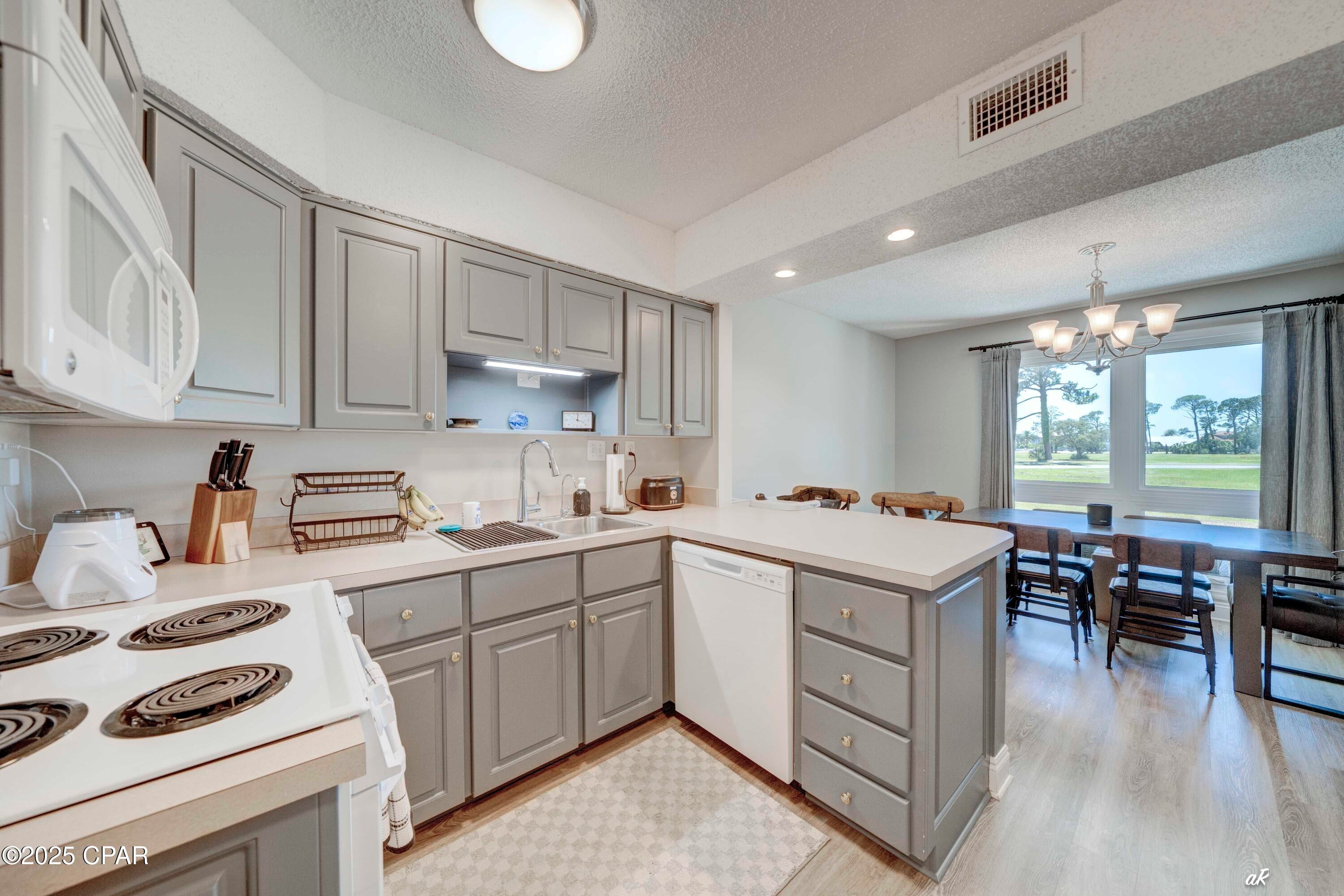 Bay Point Golf Villas I - Residential