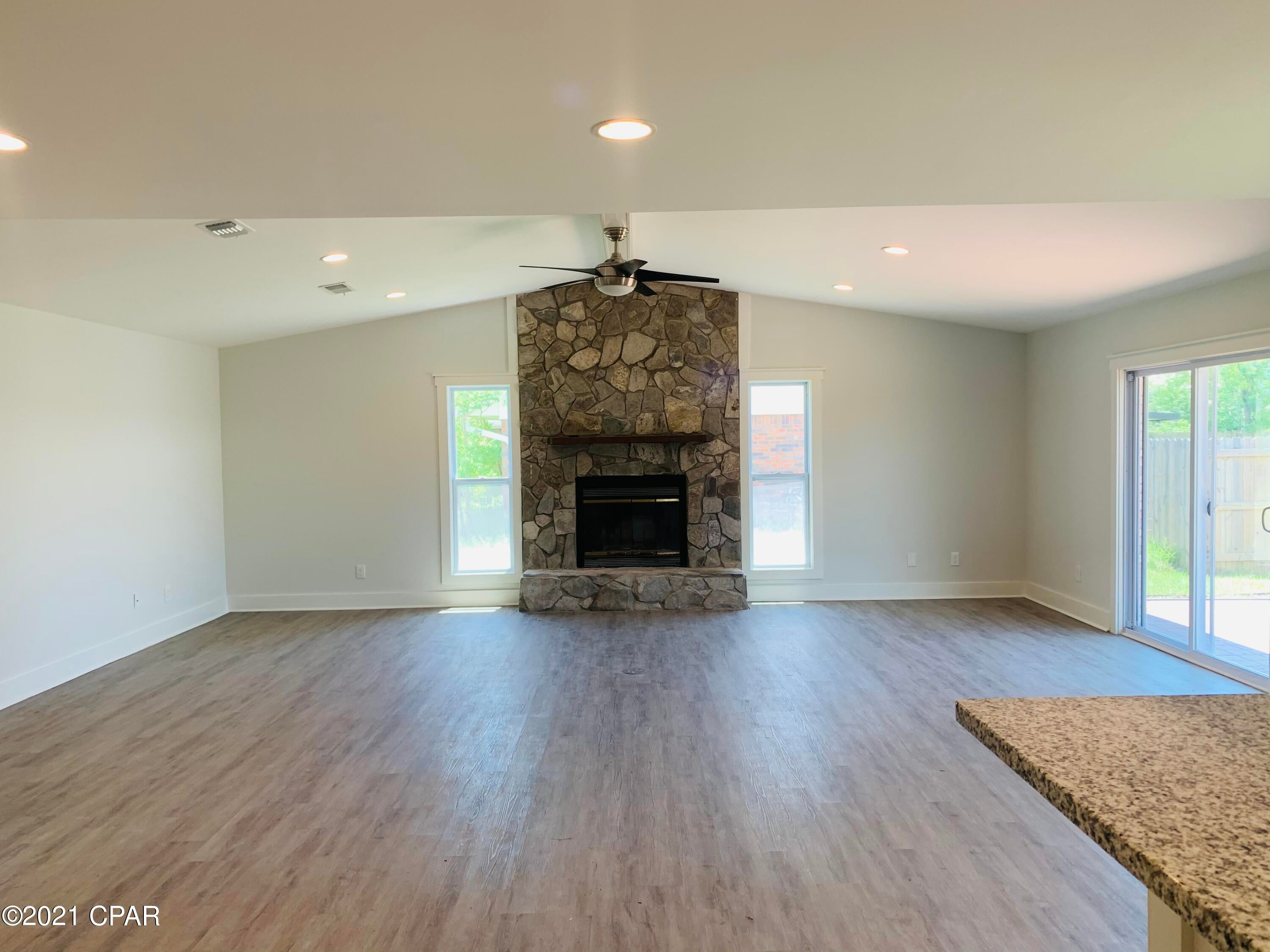 Bay Front Unit 6 - Residential