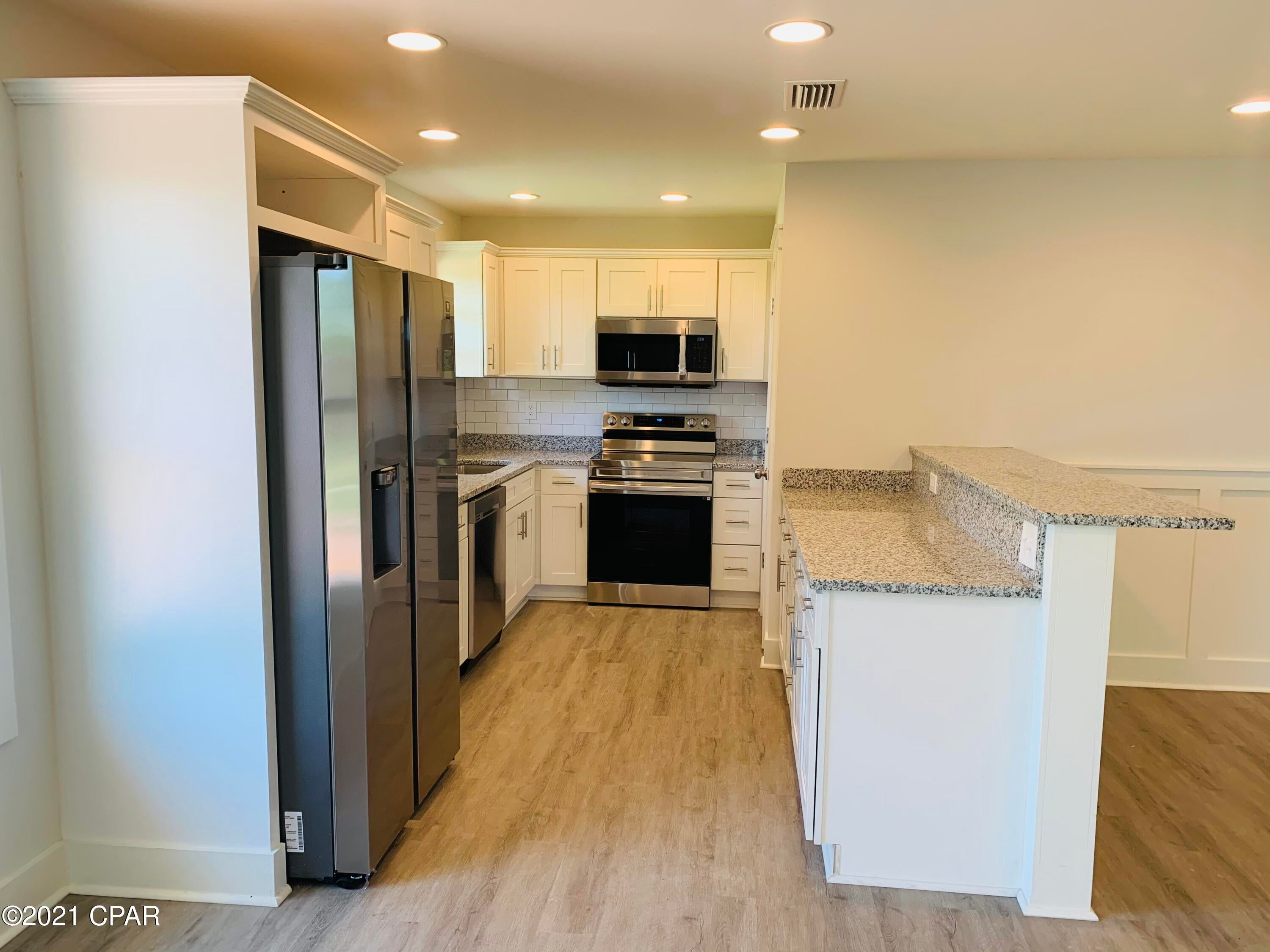 Bay Front Unit 6 - Residential
