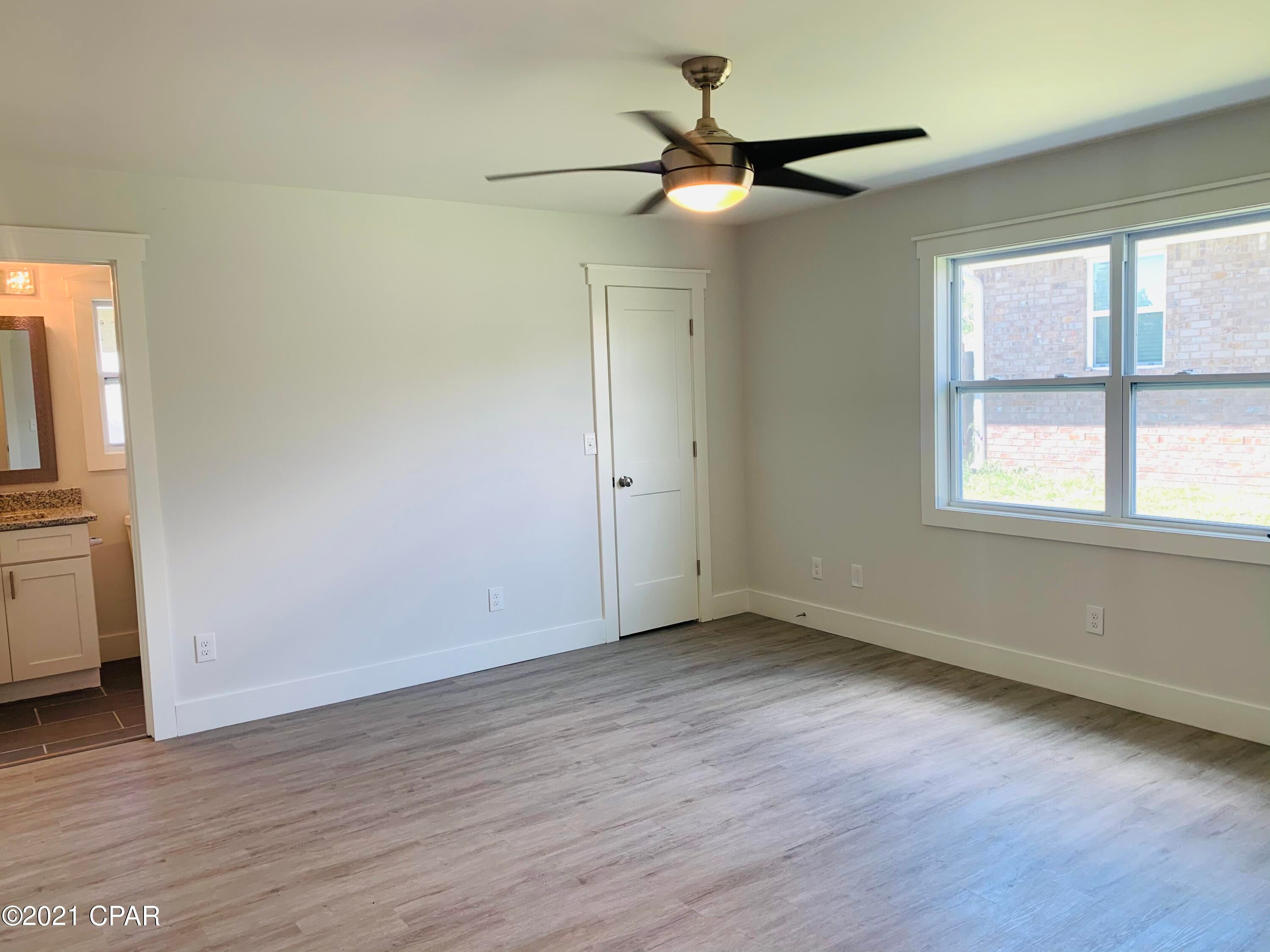 Bay Front Unit 6 - Residential