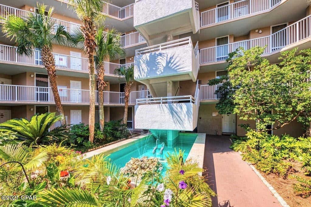 Pelican Walk - Residential