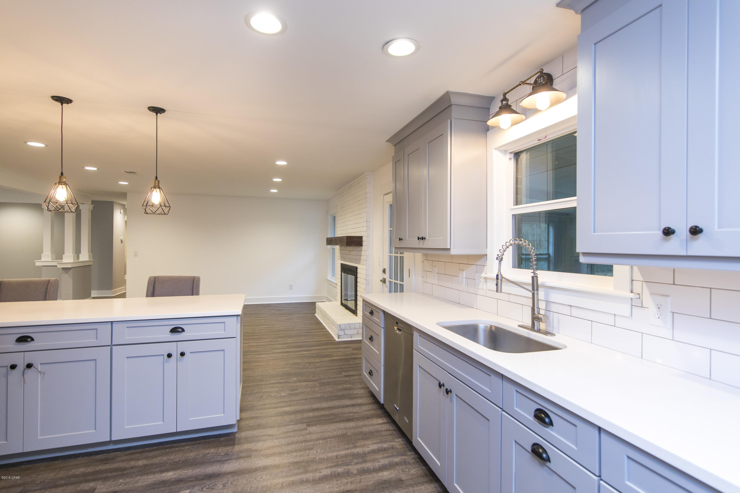 College Point 1st Add - Residential