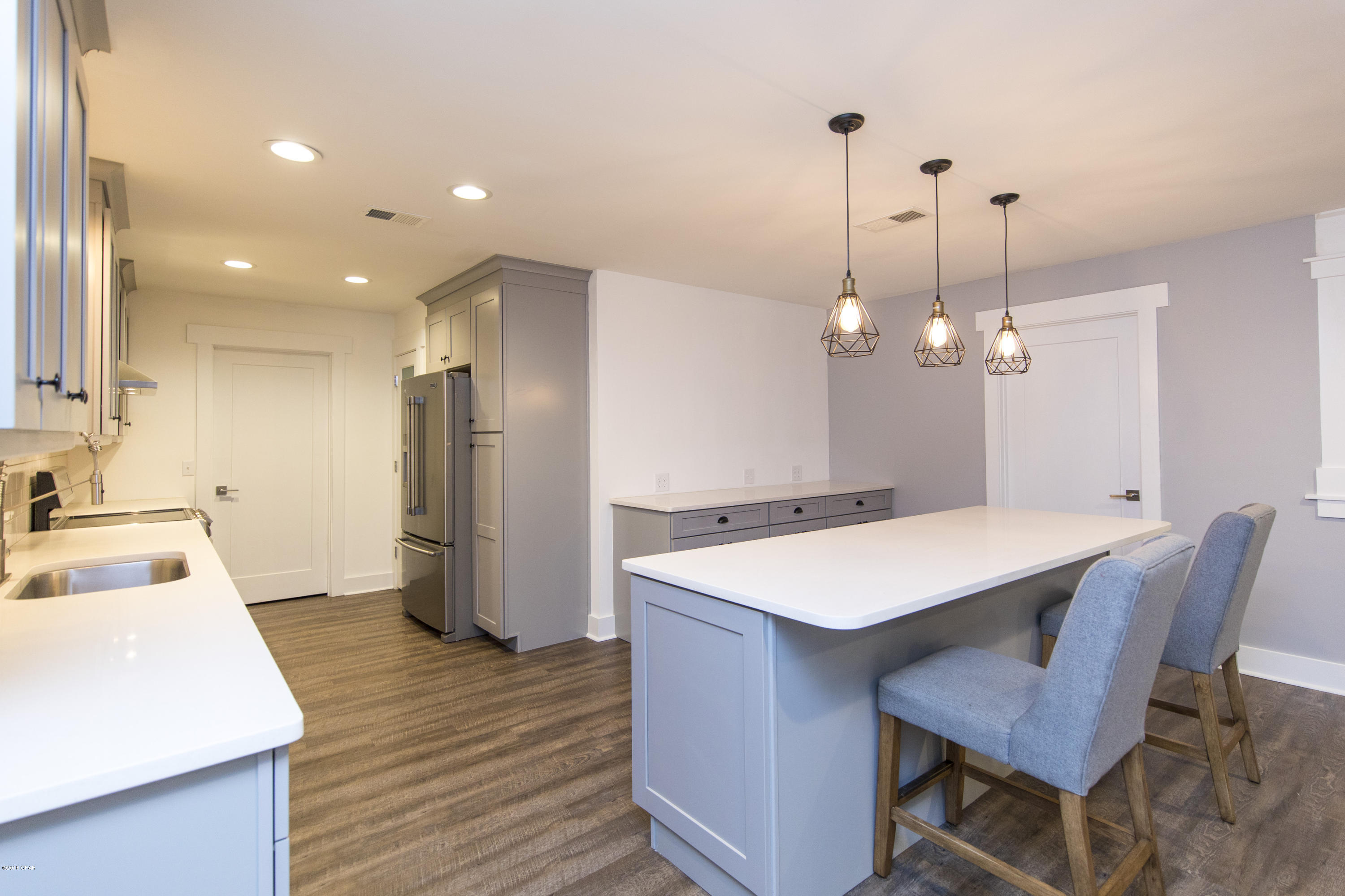 College Point 1st Add - Residential