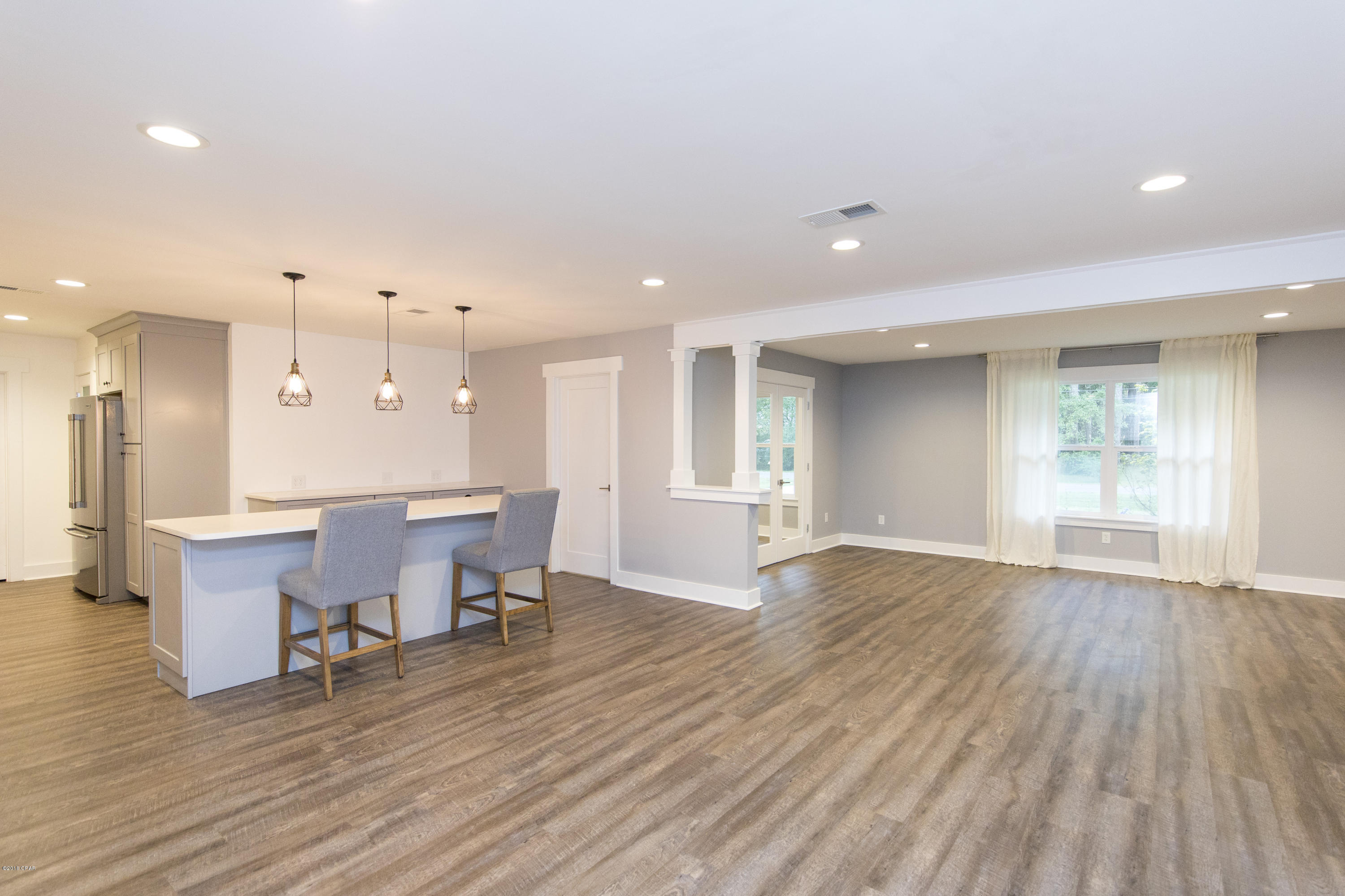 College Point 1st Add - Residential
