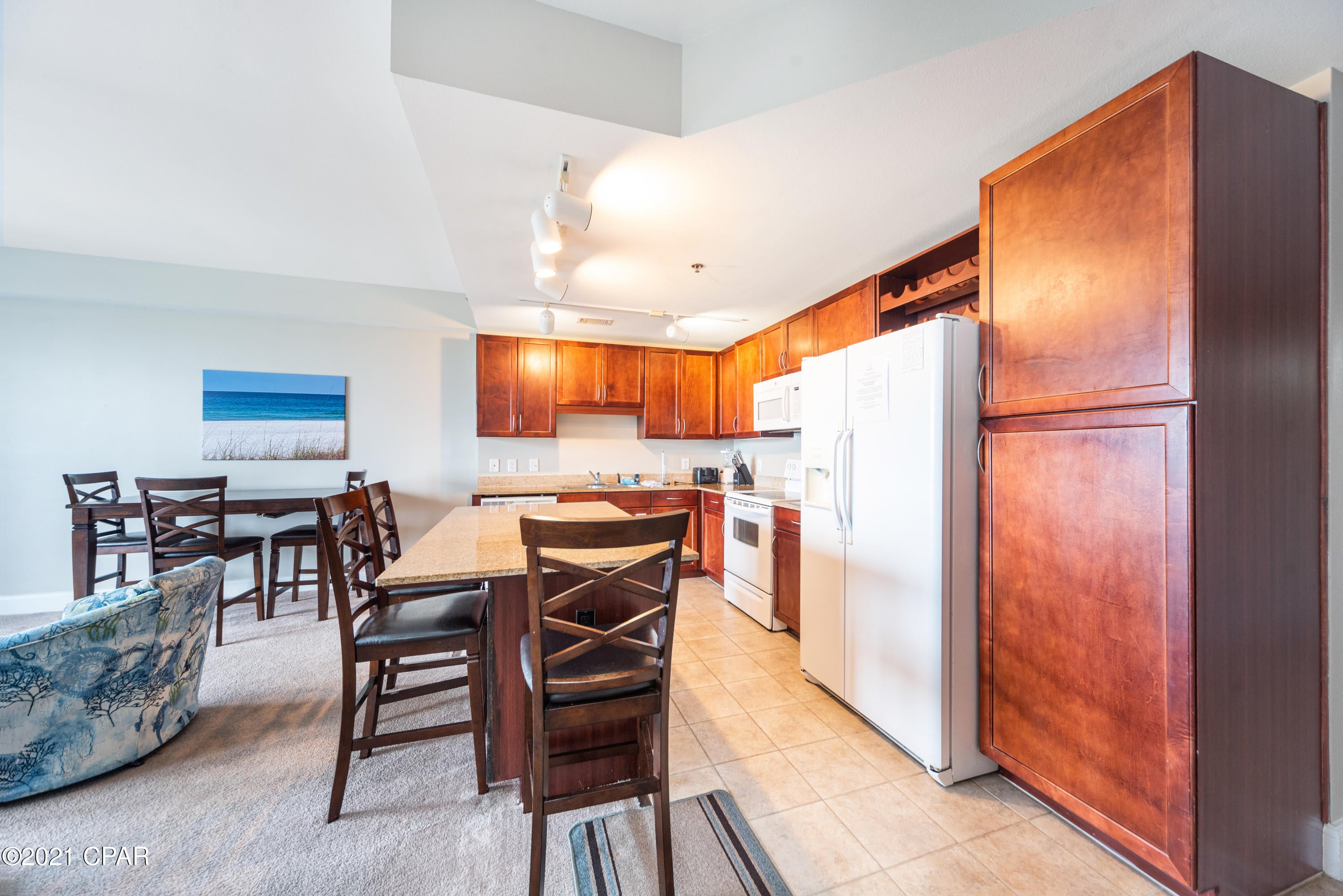 Laketown Wharf - Residential