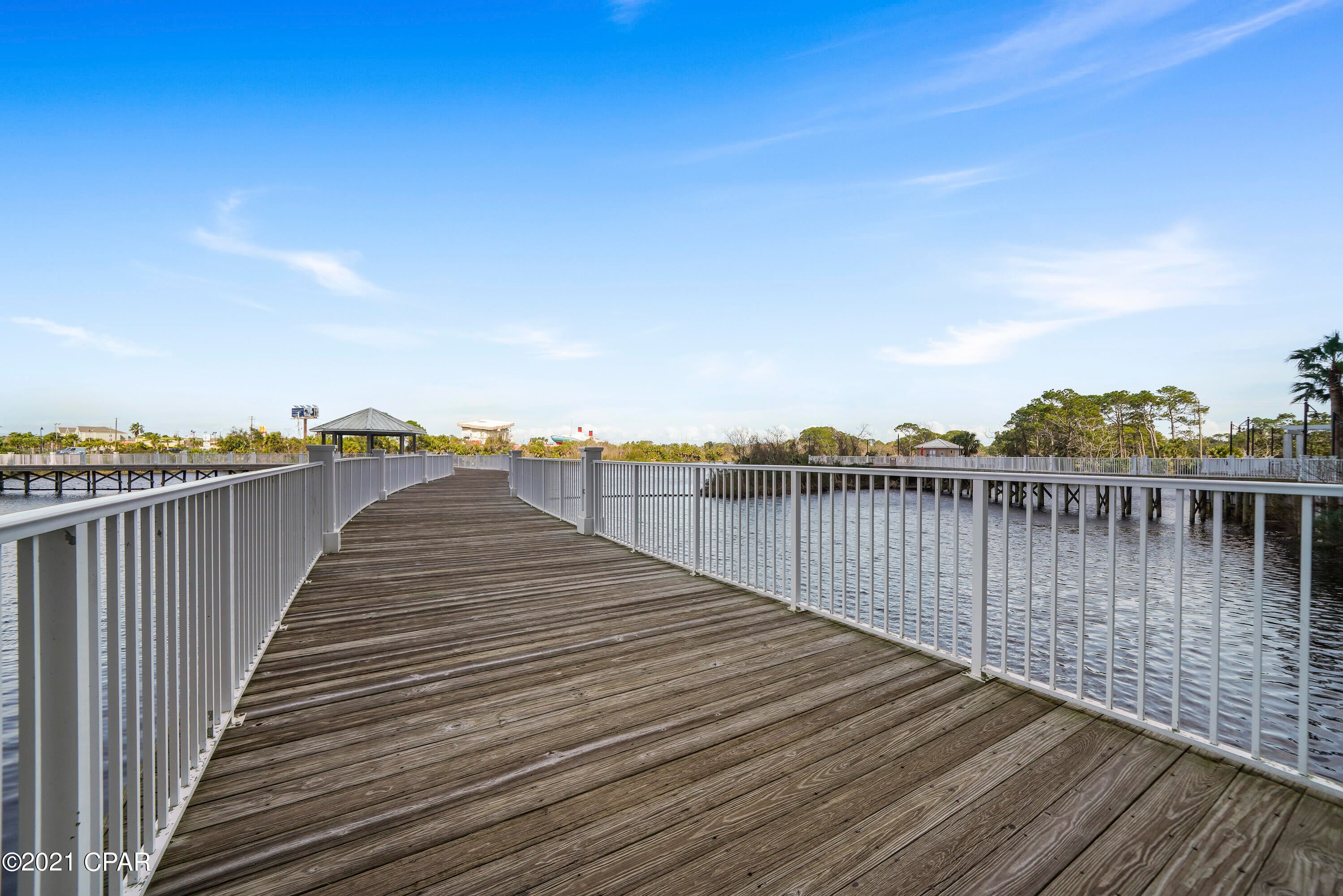 Laketown Wharf - Residential