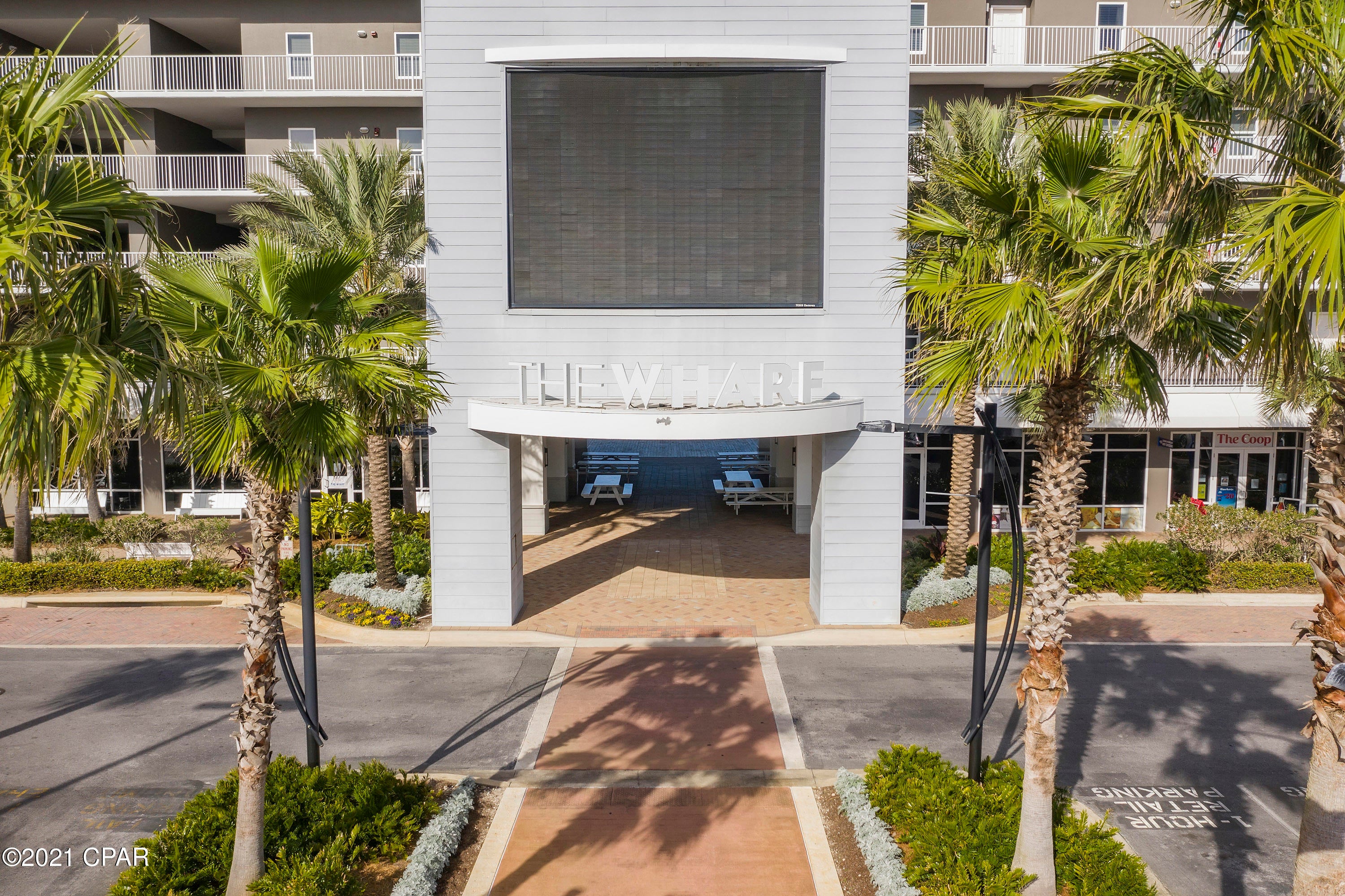 Laketown Wharf - Residential