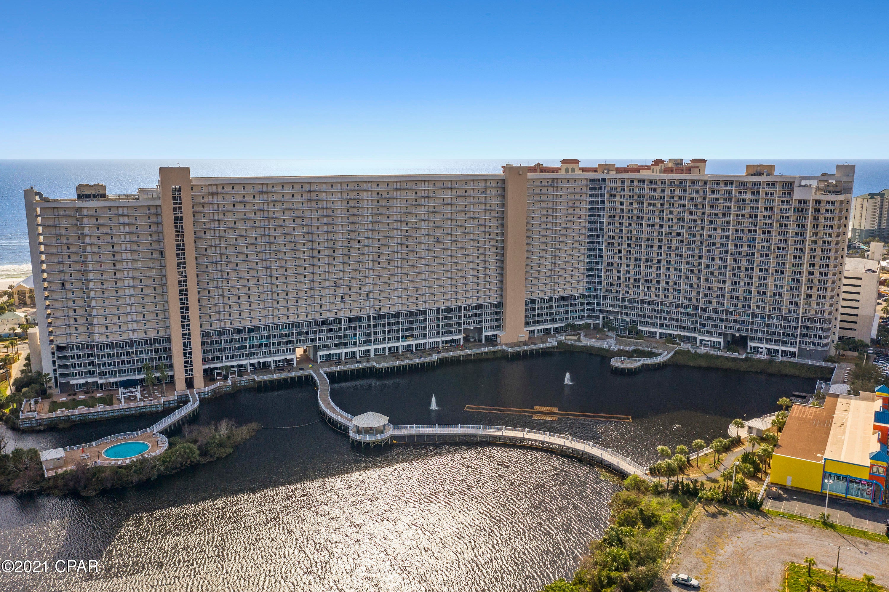 Laketown Wharf - Residential