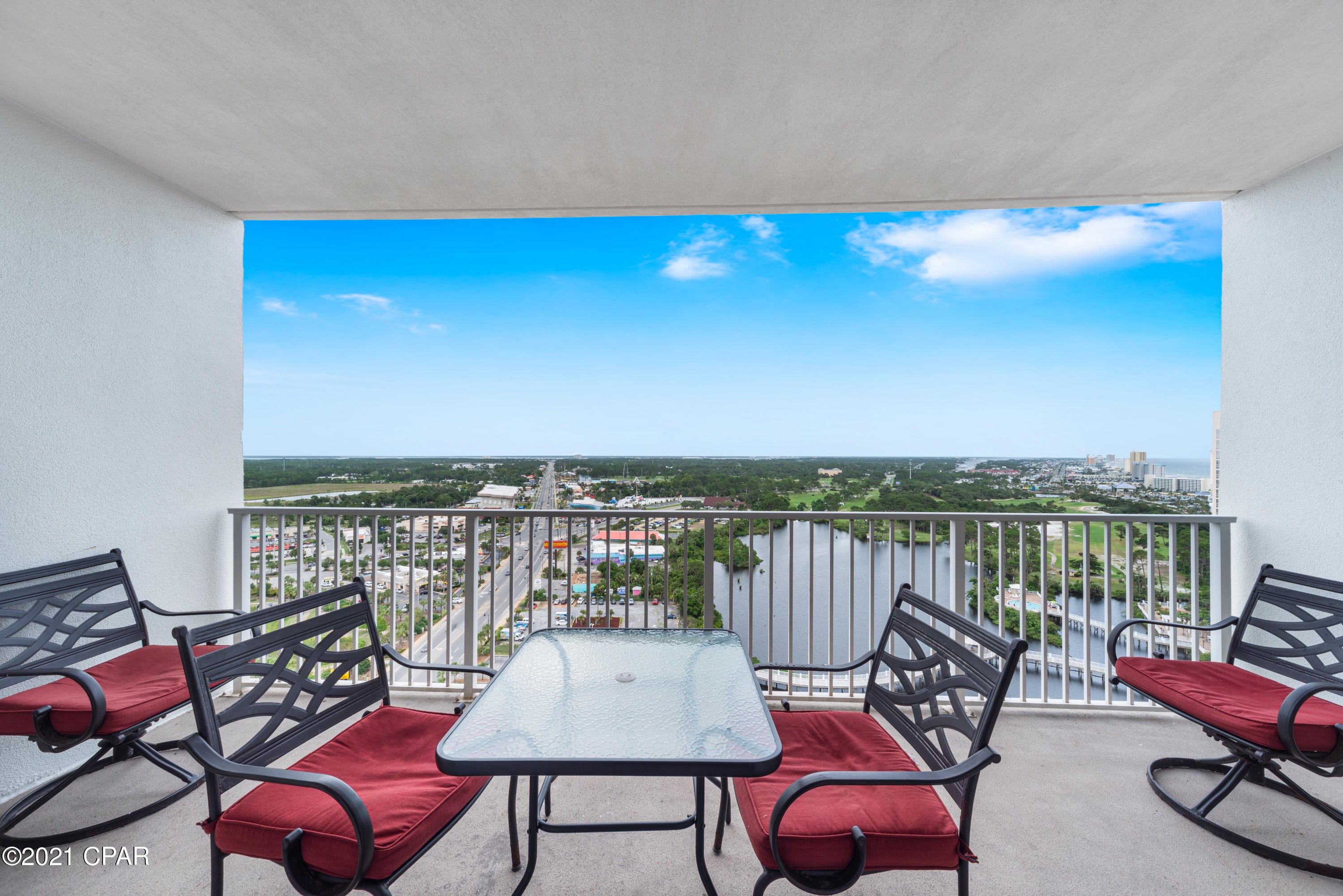 Laketown Wharf - Residential
