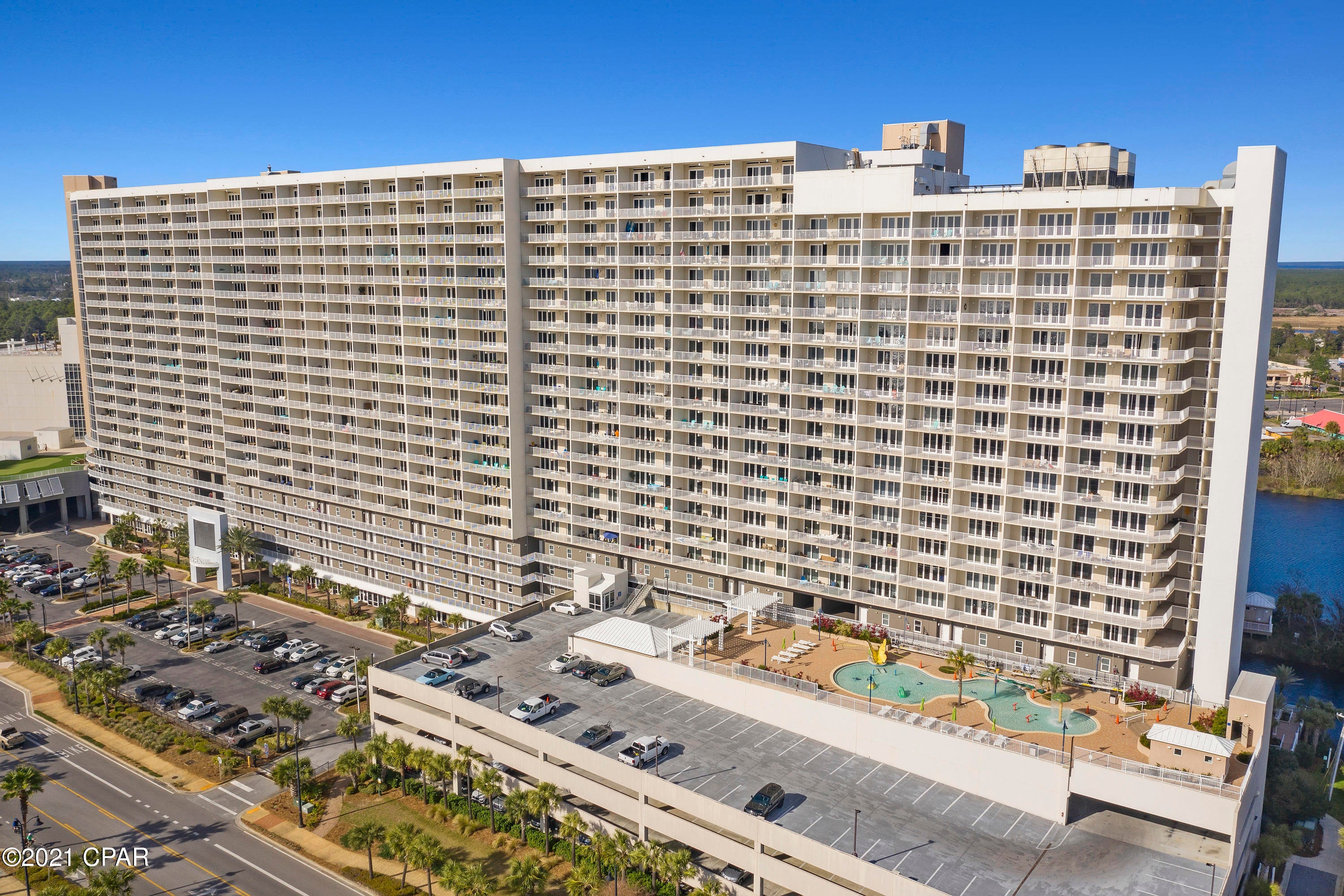 Laketown Wharf - Residential