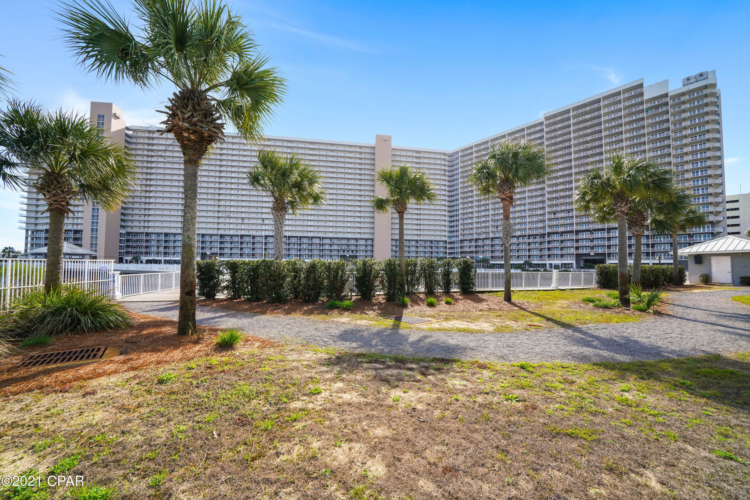 Laketown Wharf - Residential