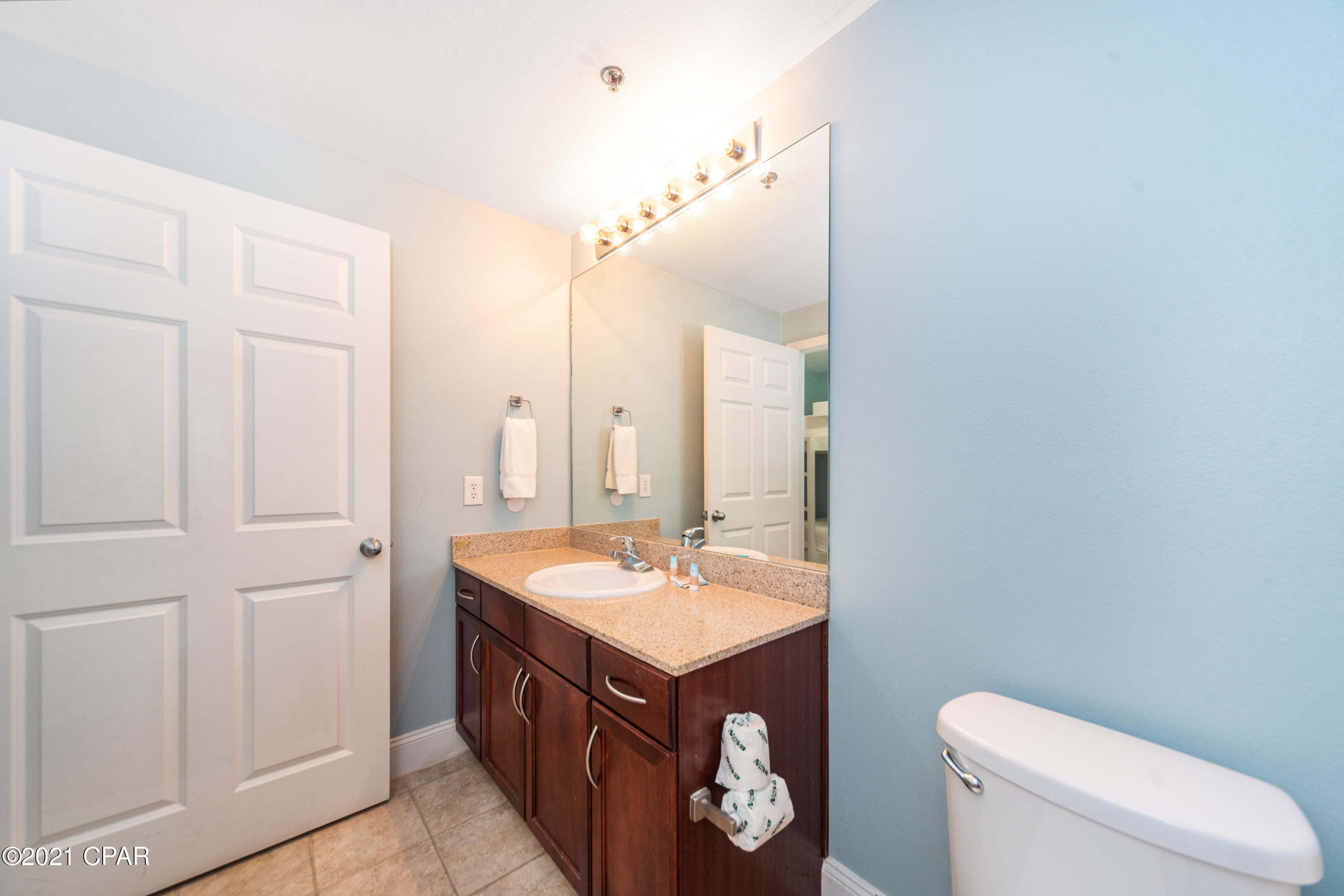 Laketown Wharf - Residential