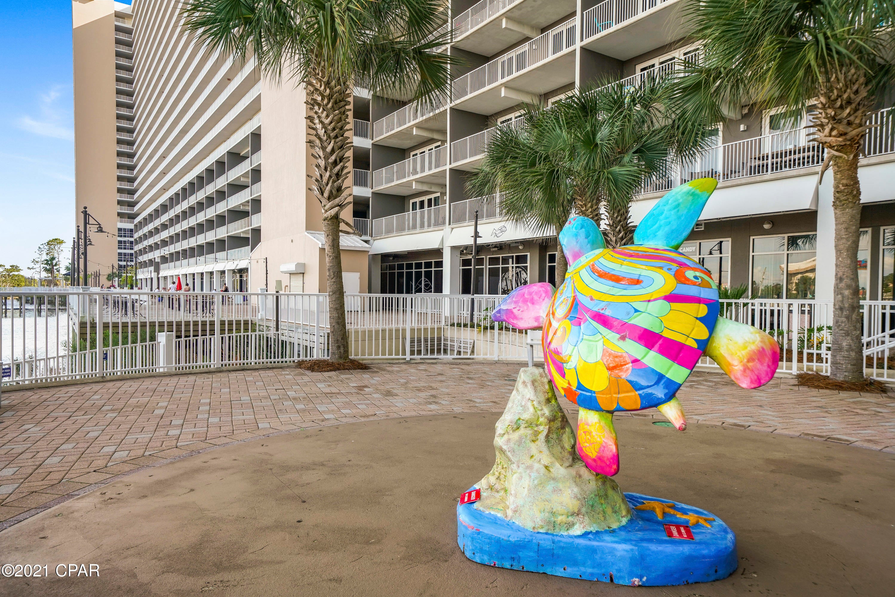 Laketown Wharf - Residential