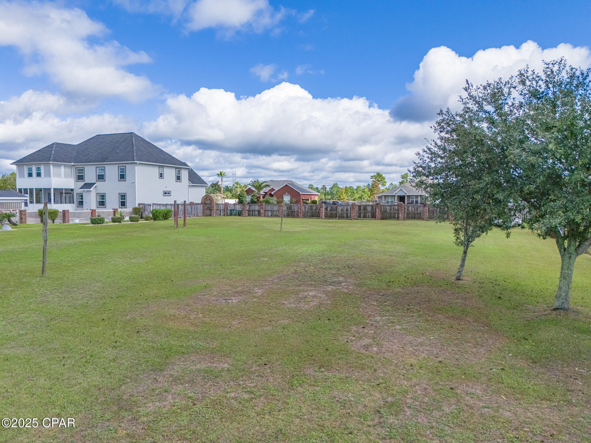 Kirkland Manor - Residential