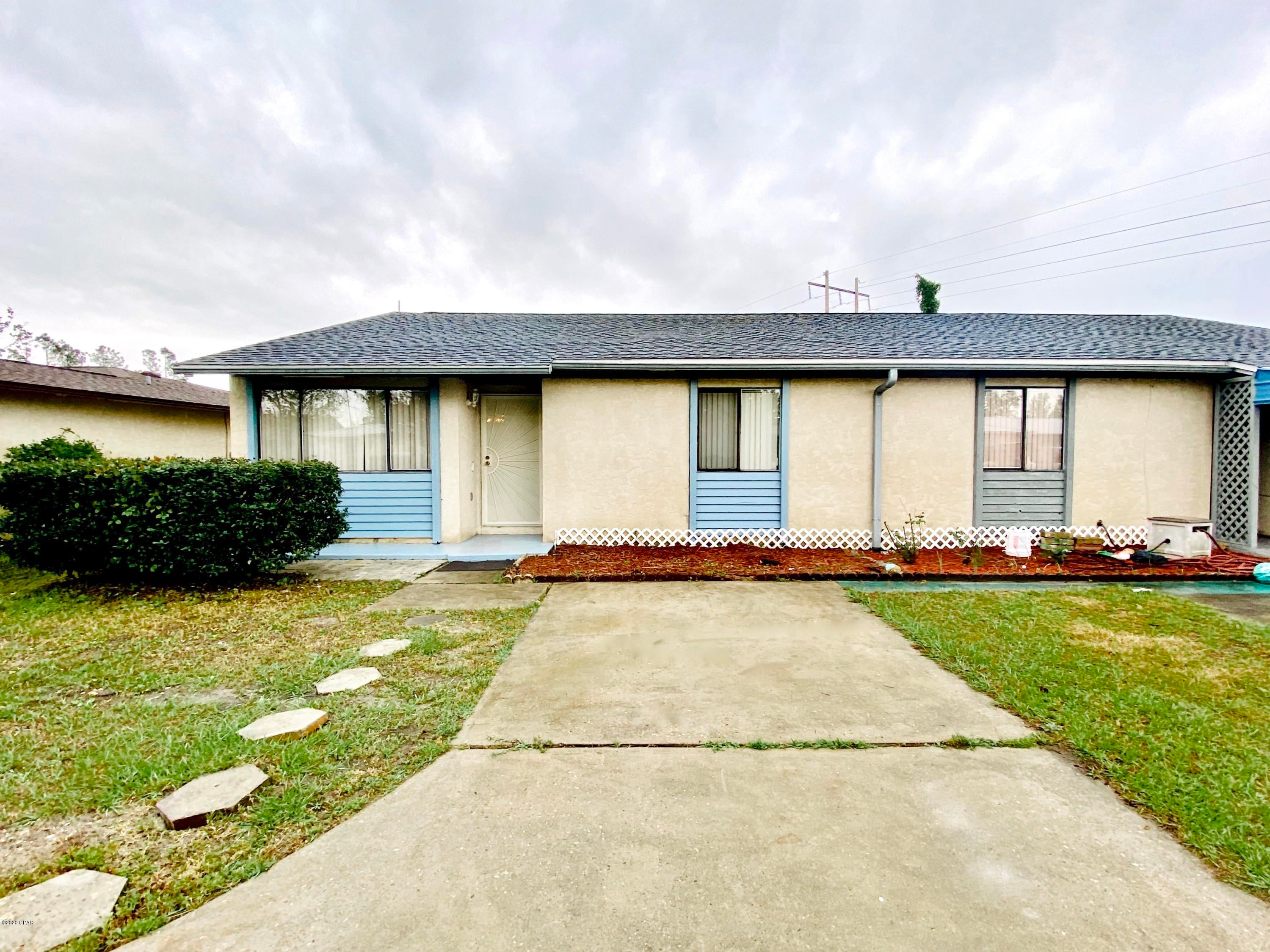 Adorable duplex for rent and move in ready!! All tile floor throughout the home, appliances recently upgraded too! You will have your own privately fenced back yard with covered porch. Pets are allowed with approval and $250 pet fee. Renters insurance will be required. Tenant will be responsible for all utilities and lawn maintenance. ***DUE TO COVID-19 CONCERNS- VIRTUAL SHOWINGS WILL BE AVAILABLE UPON REQUEST***