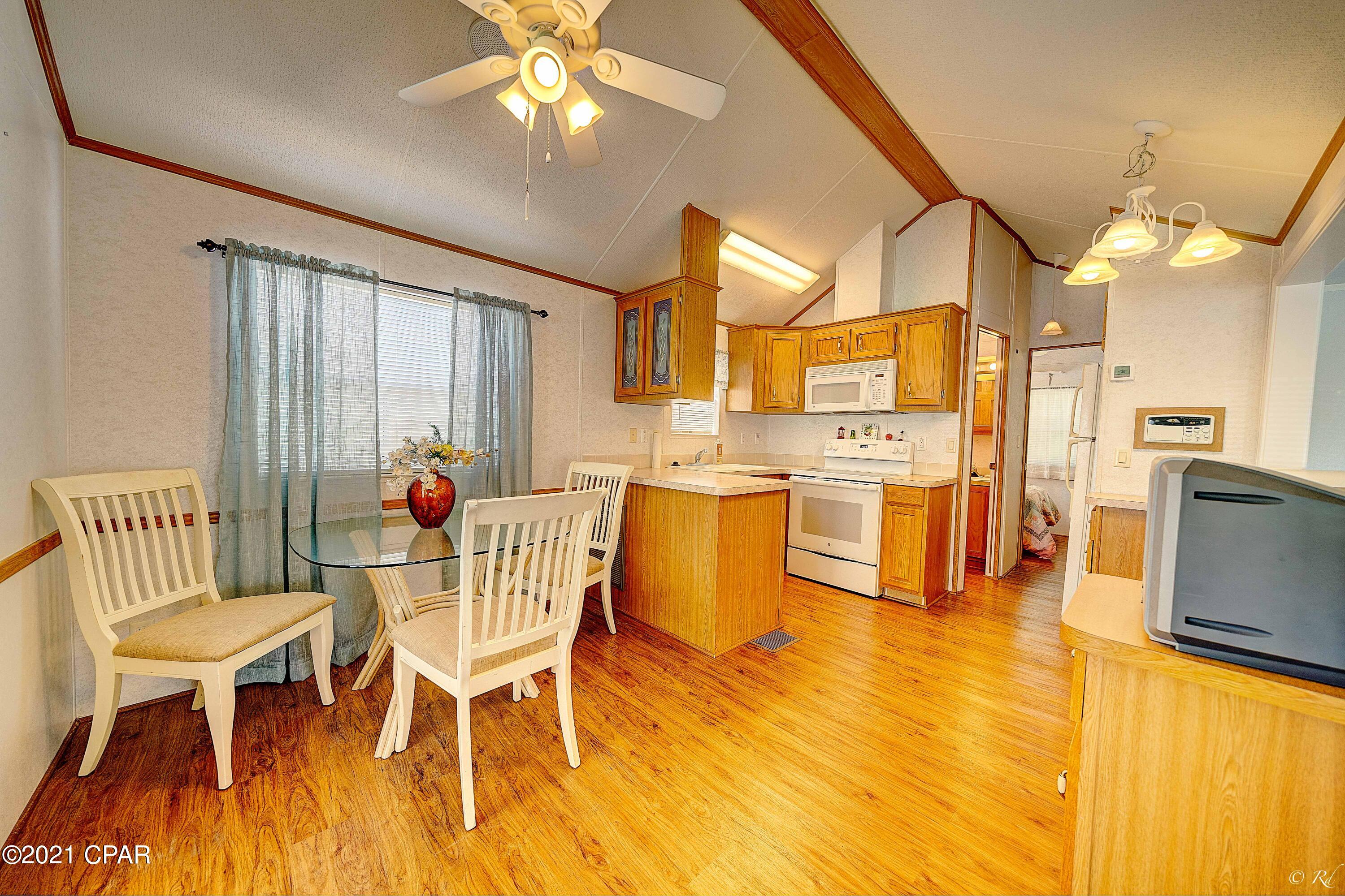 Emerald Pointe Resort - Residential