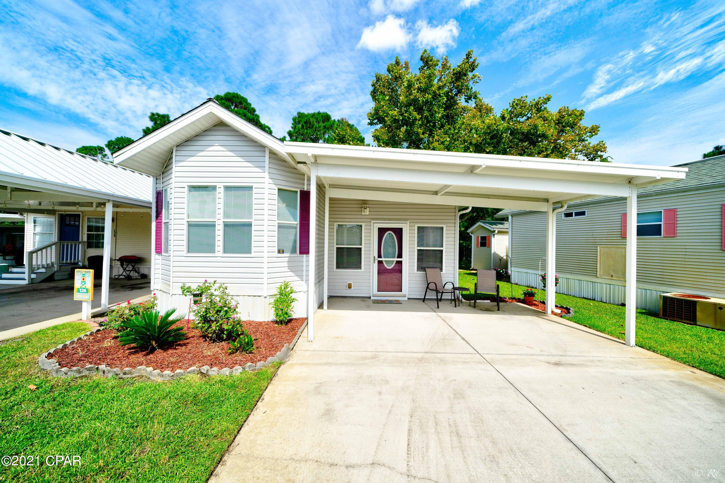 Emerald Pointe Resort - Residential