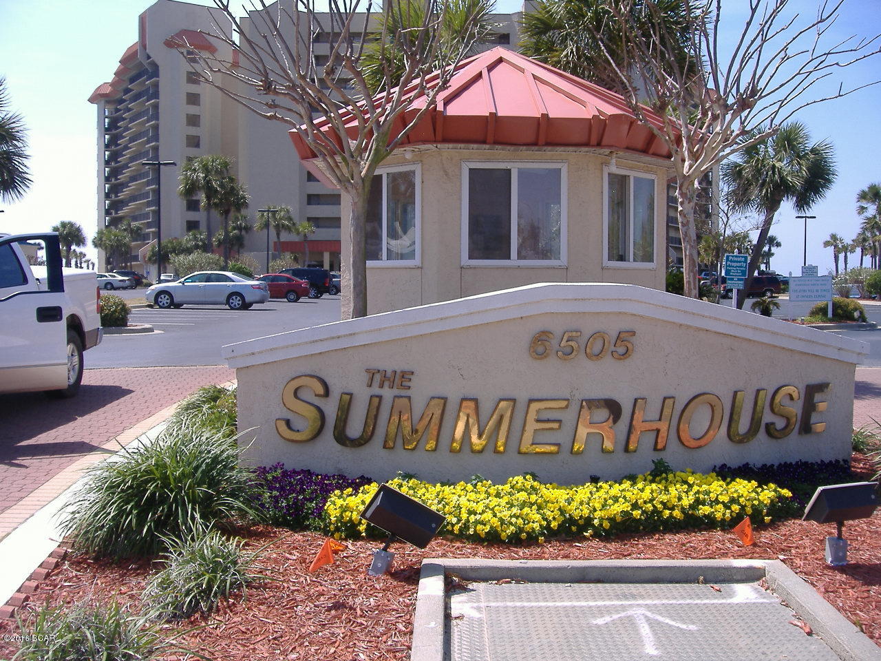 Summerhouse Condo. - Residential