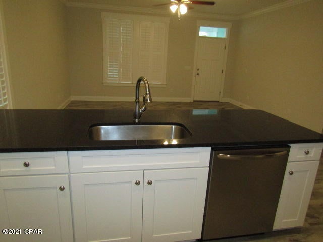 Holiday Beach Unit 15 - Residential Lease