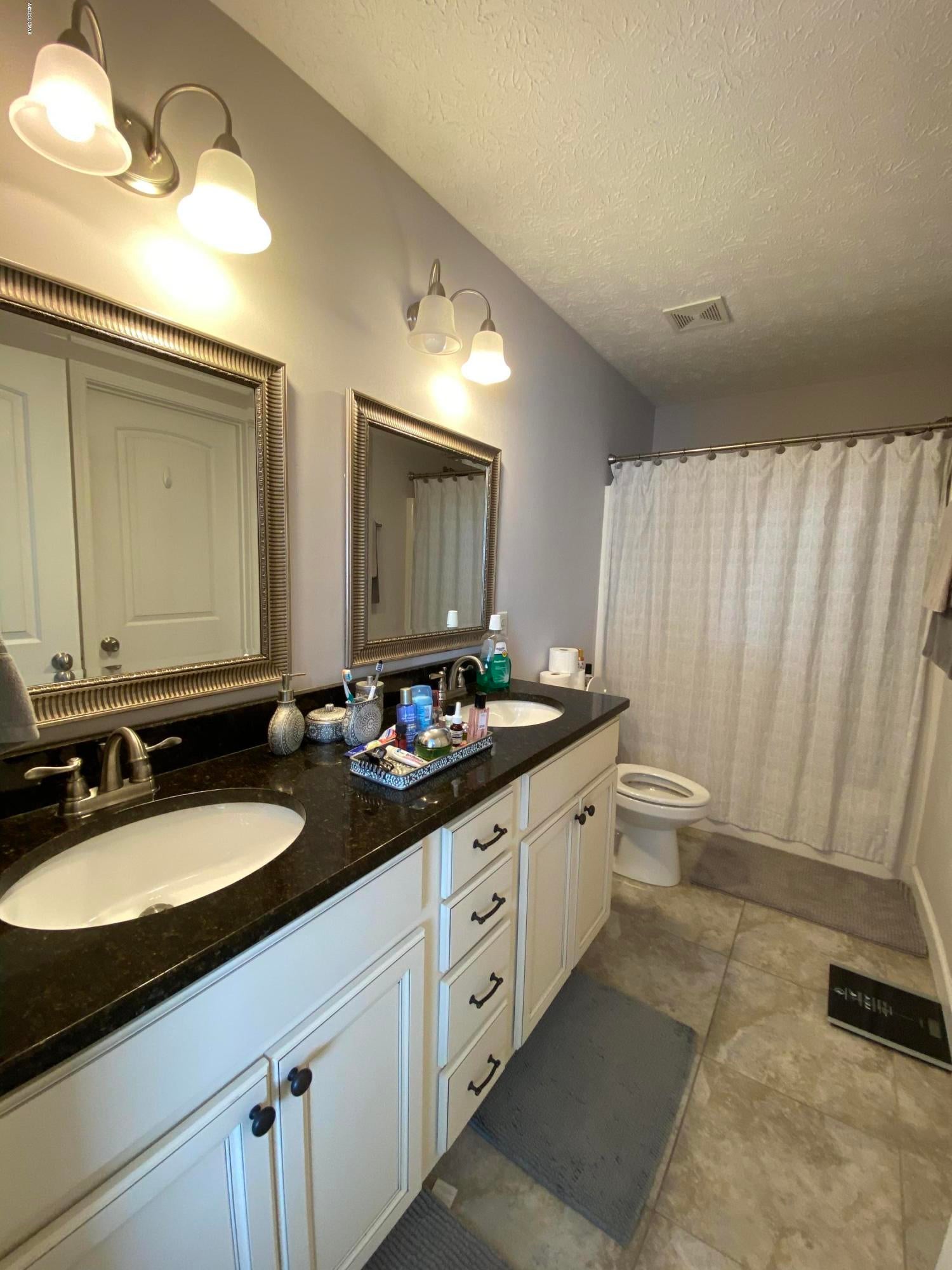 Causeway Manor - Residential