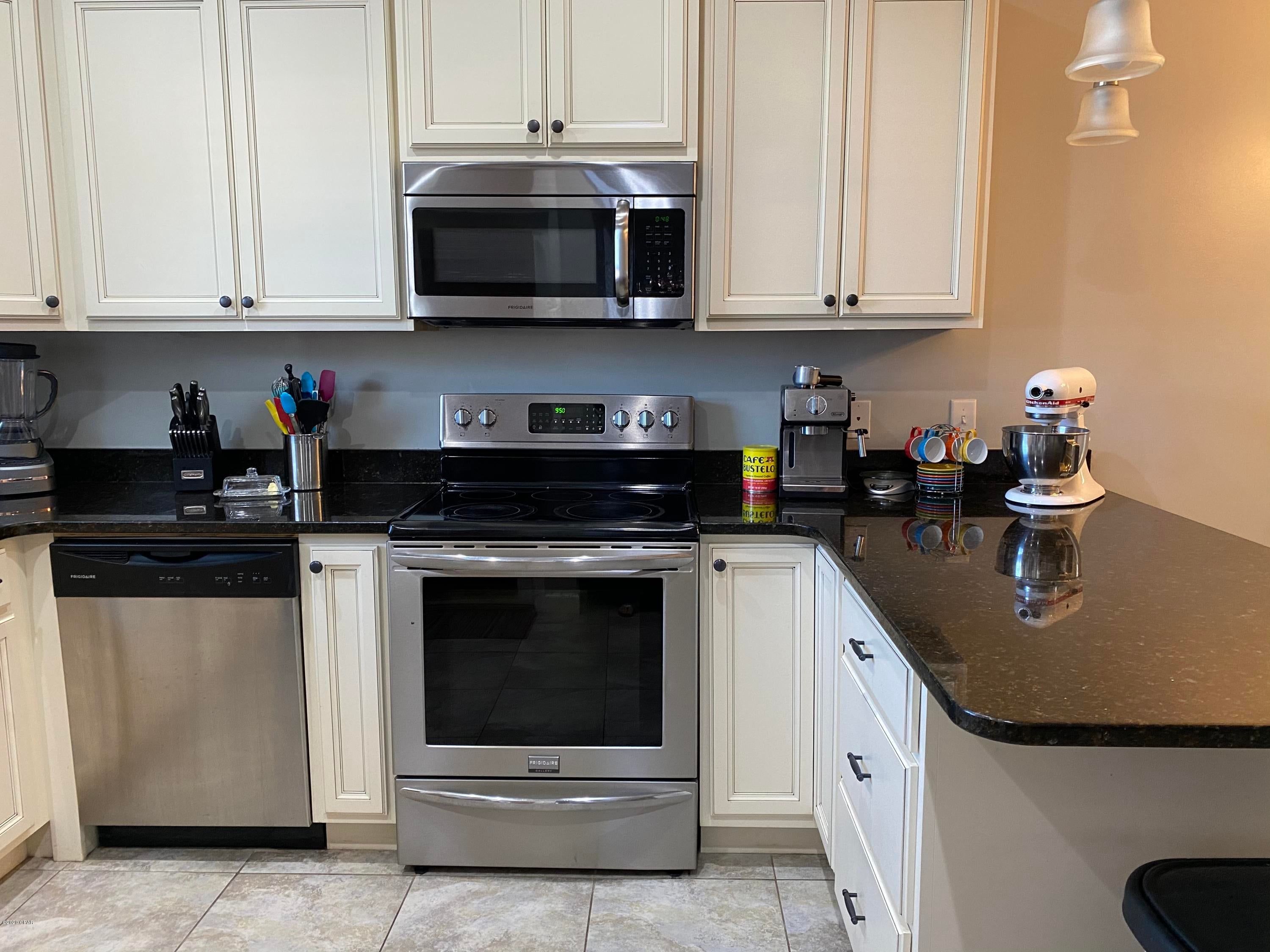 Causeway Manor - Residential