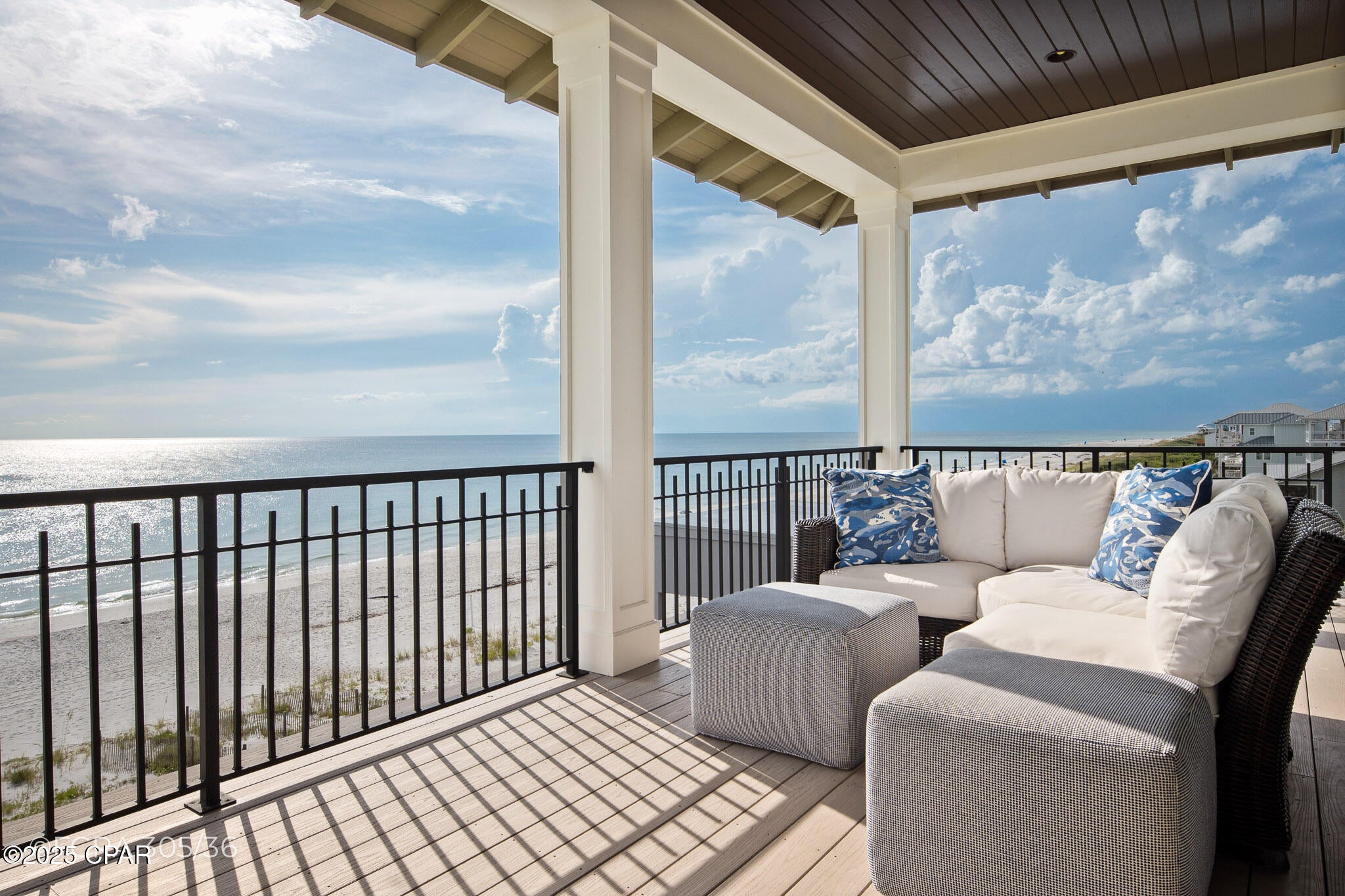 Dolphin Beach - Residential