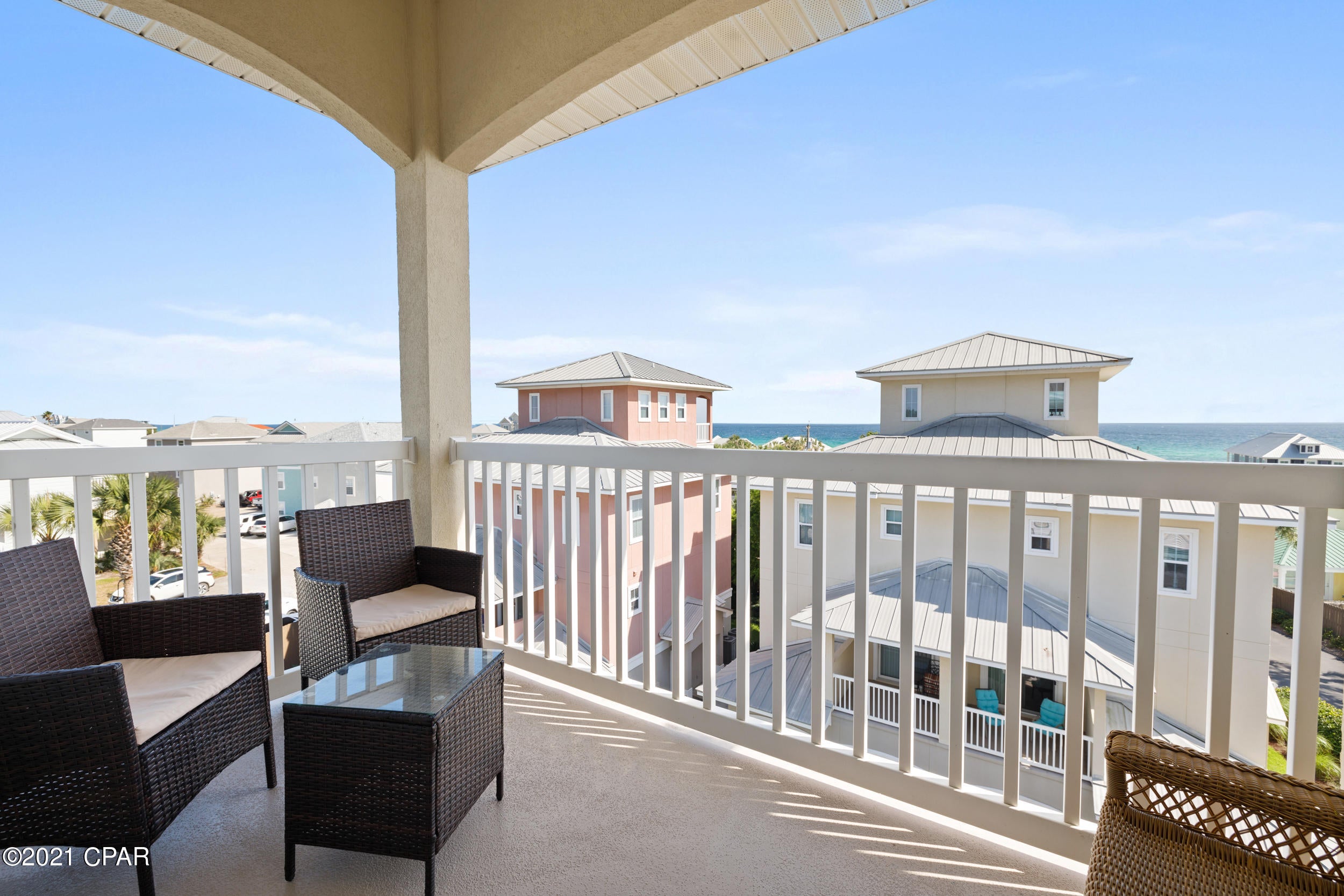 Casa Del Mar - Residential