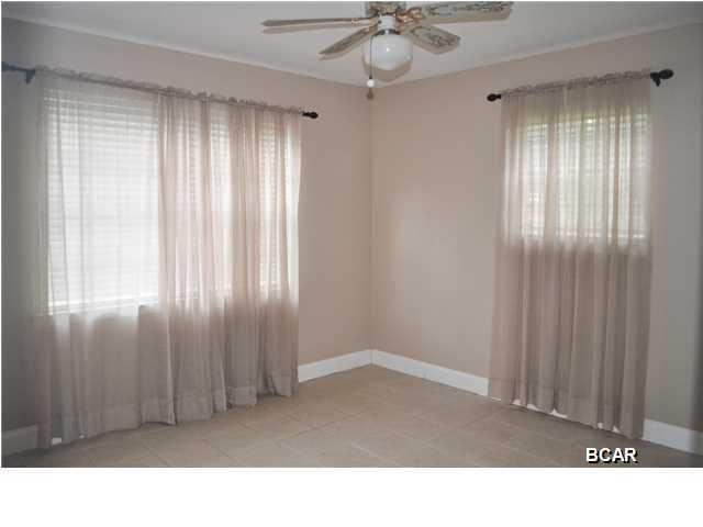 College Point 2nd Add - Residential