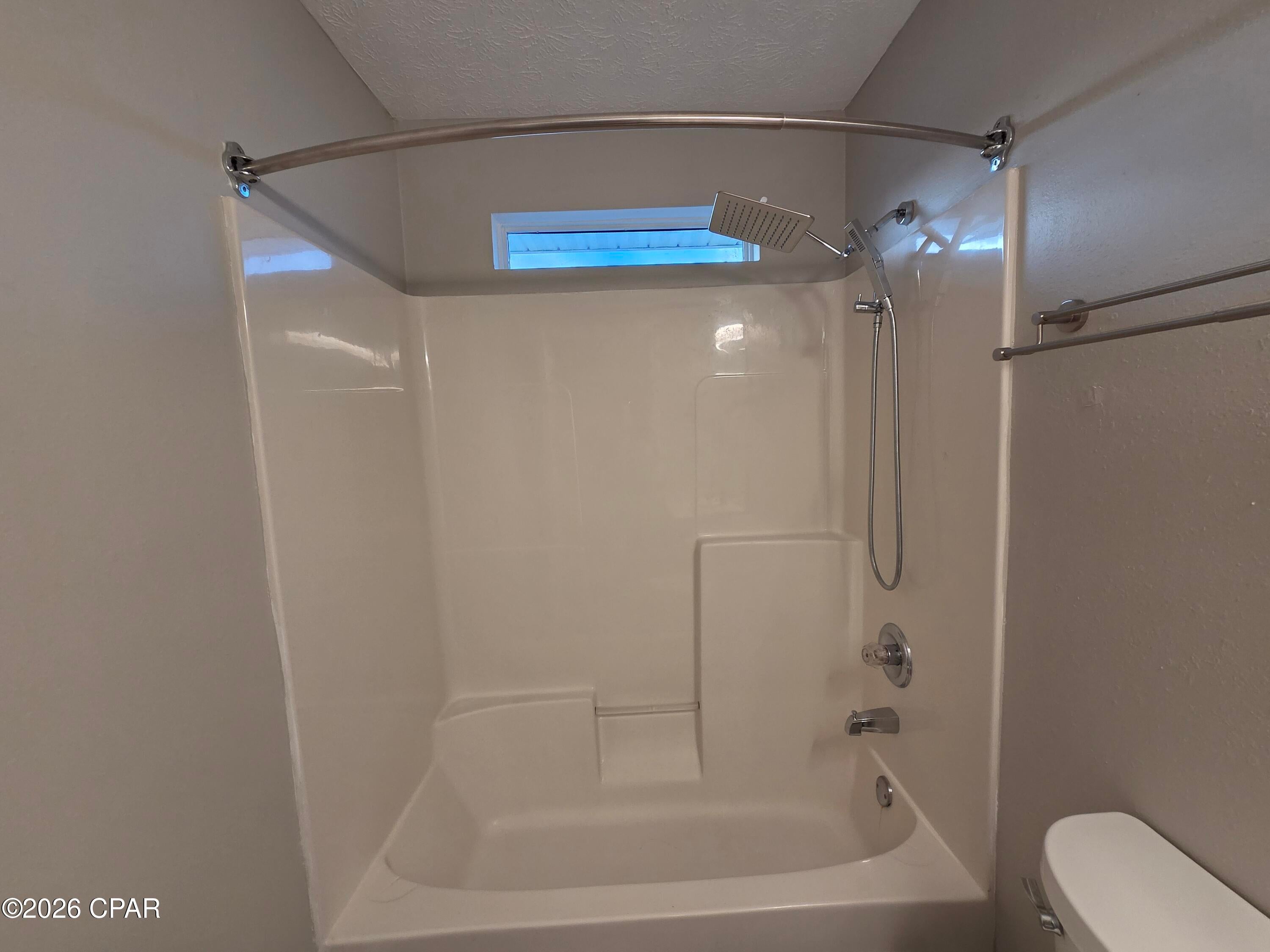Biltmore Beach 1st Add - Residential Lease