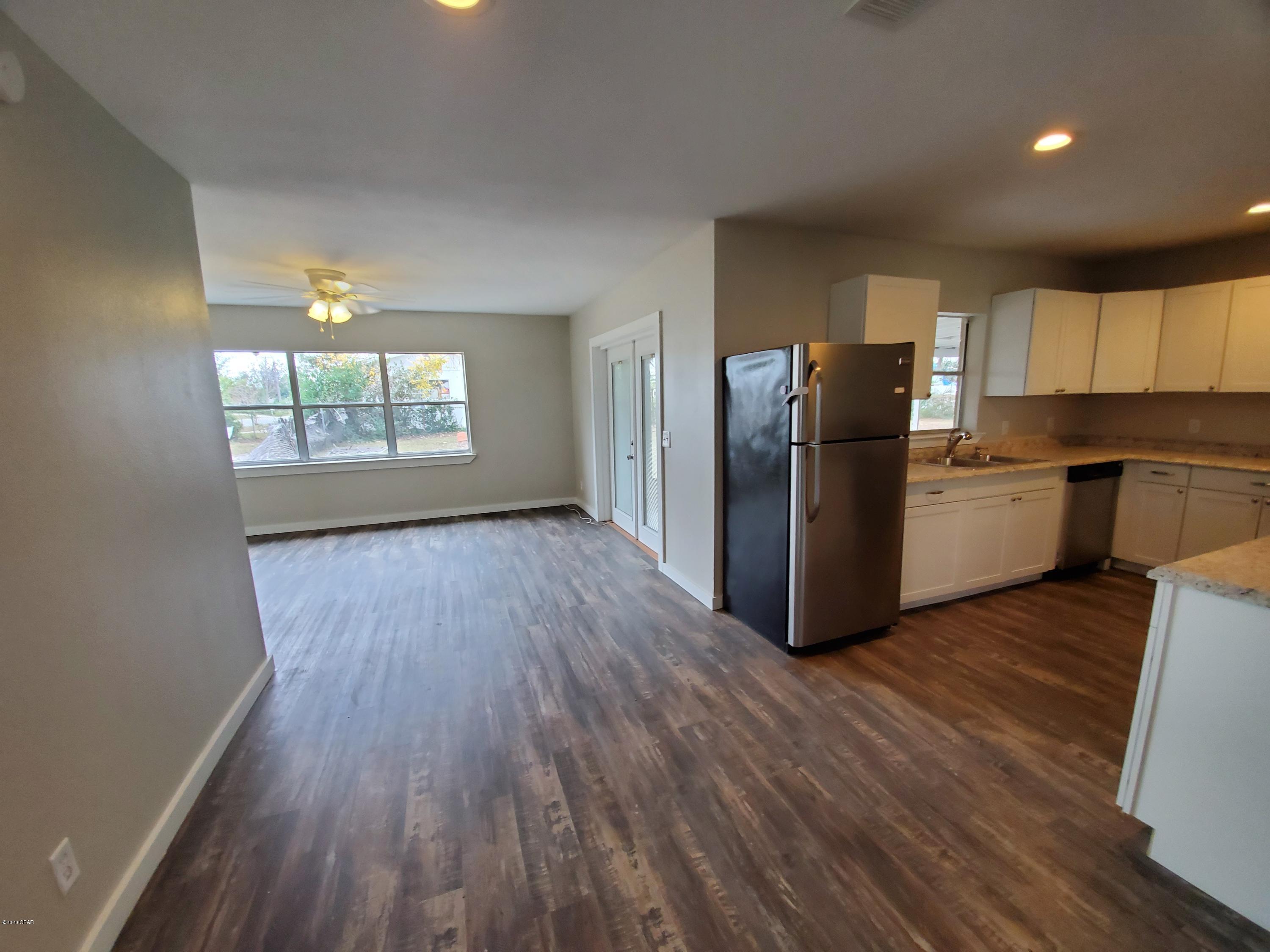 [No Recorded Subdiv] - Residential Lease