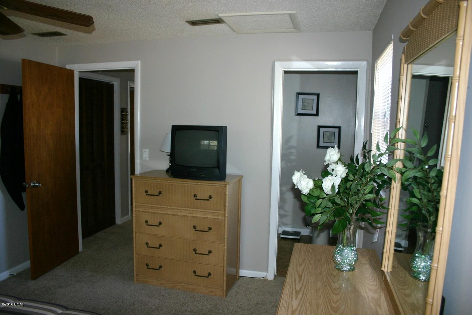 Sunny Hills Unit 4 - Residential