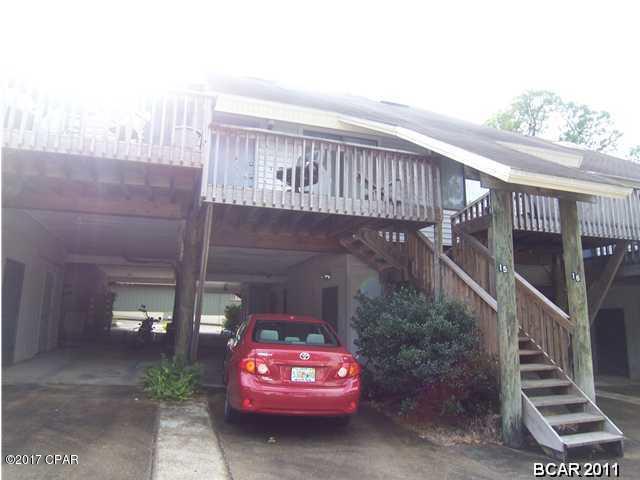 Reconditioned 1 bedroom/1 bath Townhouse with new paint,new carpet and new laminate wood flooring with view of Massalina Bayou. All ages, sizes and school zones are approximate, please verify if important. Pet NOT Allowed.