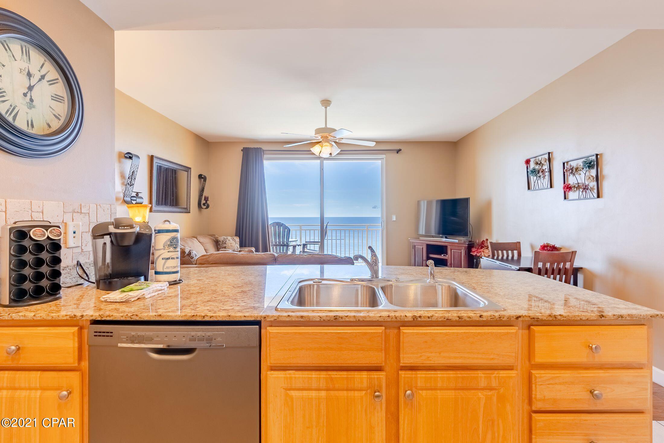 Splash Condo - Residential