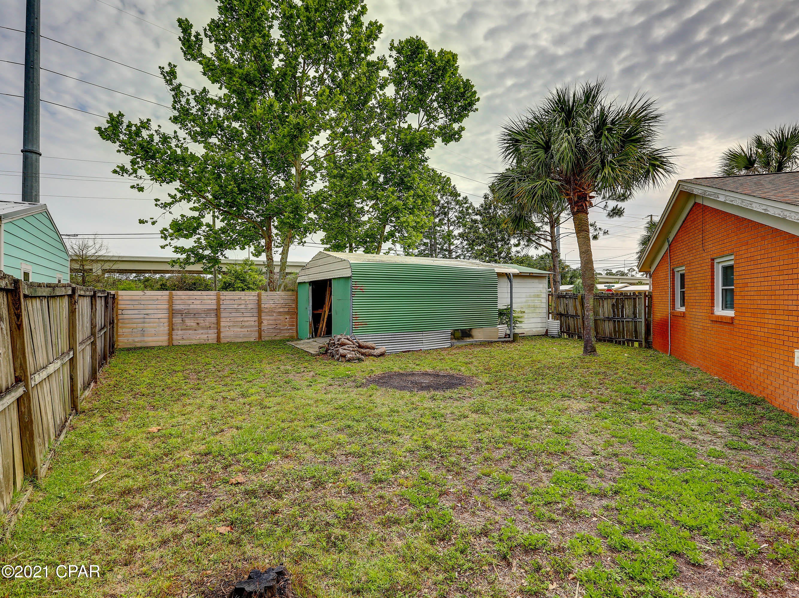 Woodlawn Unit 1 - Residential