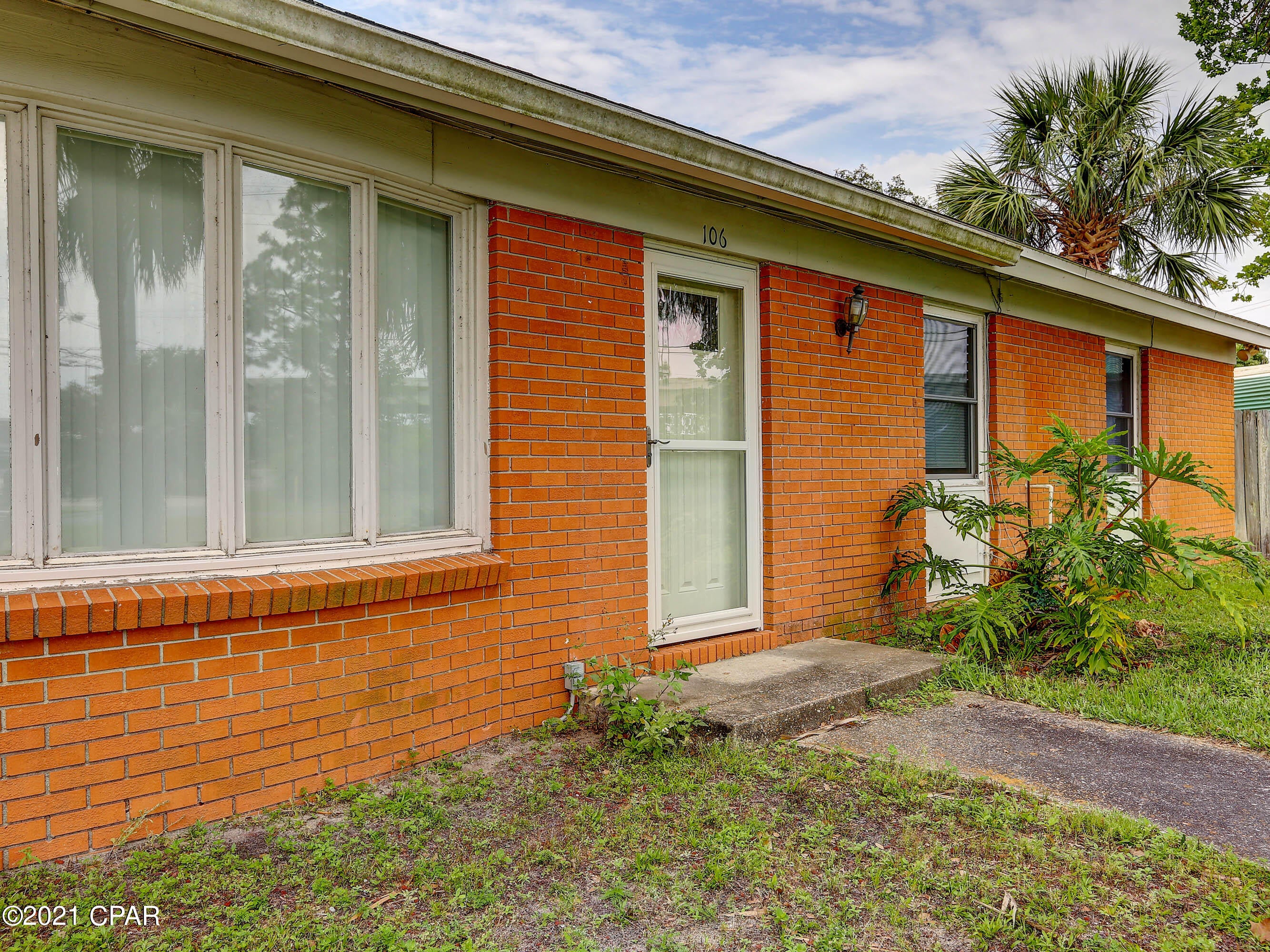 Woodlawn Unit 1 - Residential