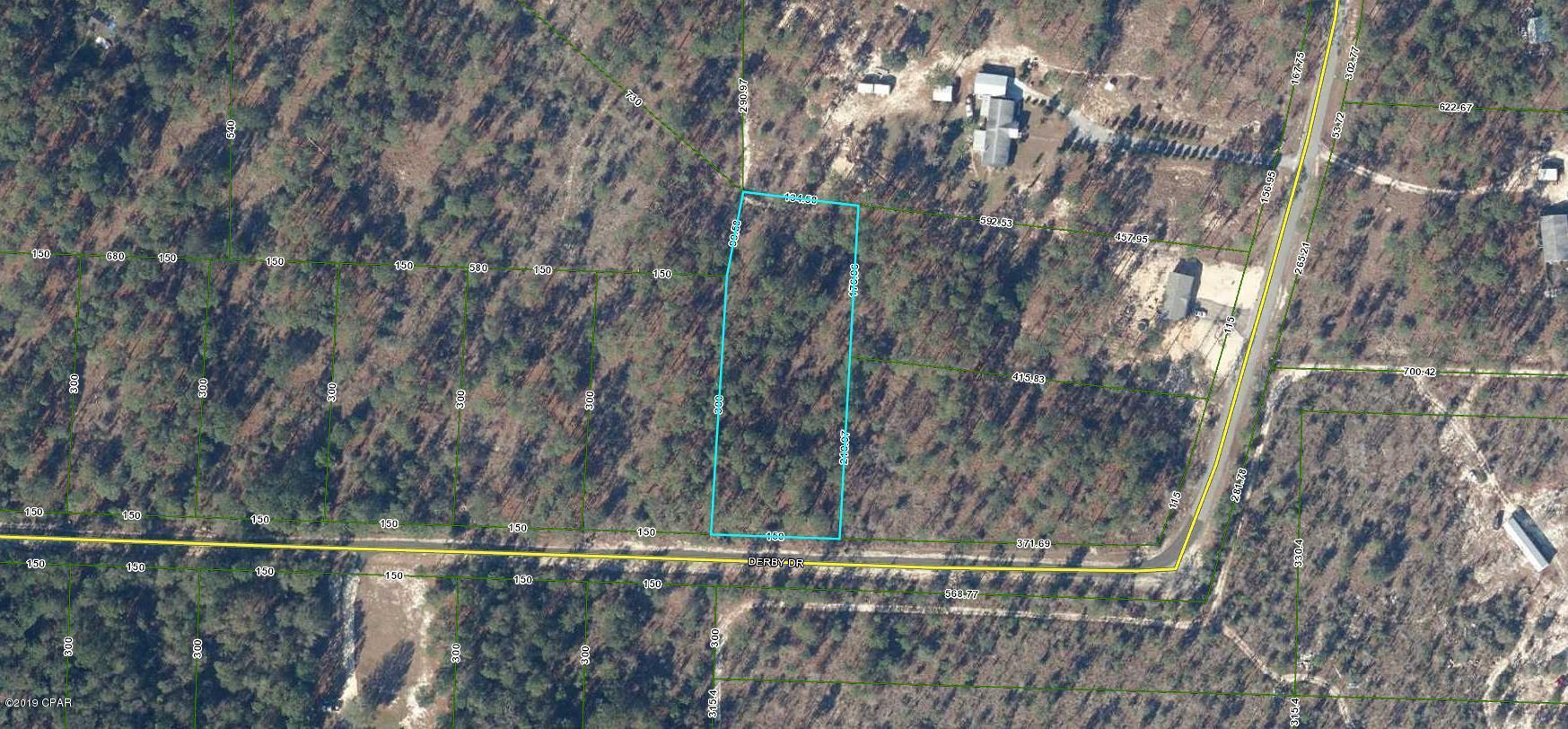 CURRENTLY UNDER CONTRACT. SELLERS WILL ACCEPT BACK UP OFFERS. Nice 1.28 +/- lot in Leisure Lakes. Lot sits in a gated community with 2 lakes for swimming, fishing, and boating. There is a swimming pool, tennis court, covered picnic area with kitchen and restrooms, playground and boat launch. Located in southern Washington County, about 30 minutes from Panama City, 30 minutes to Chipley.  Perfect for your new home.