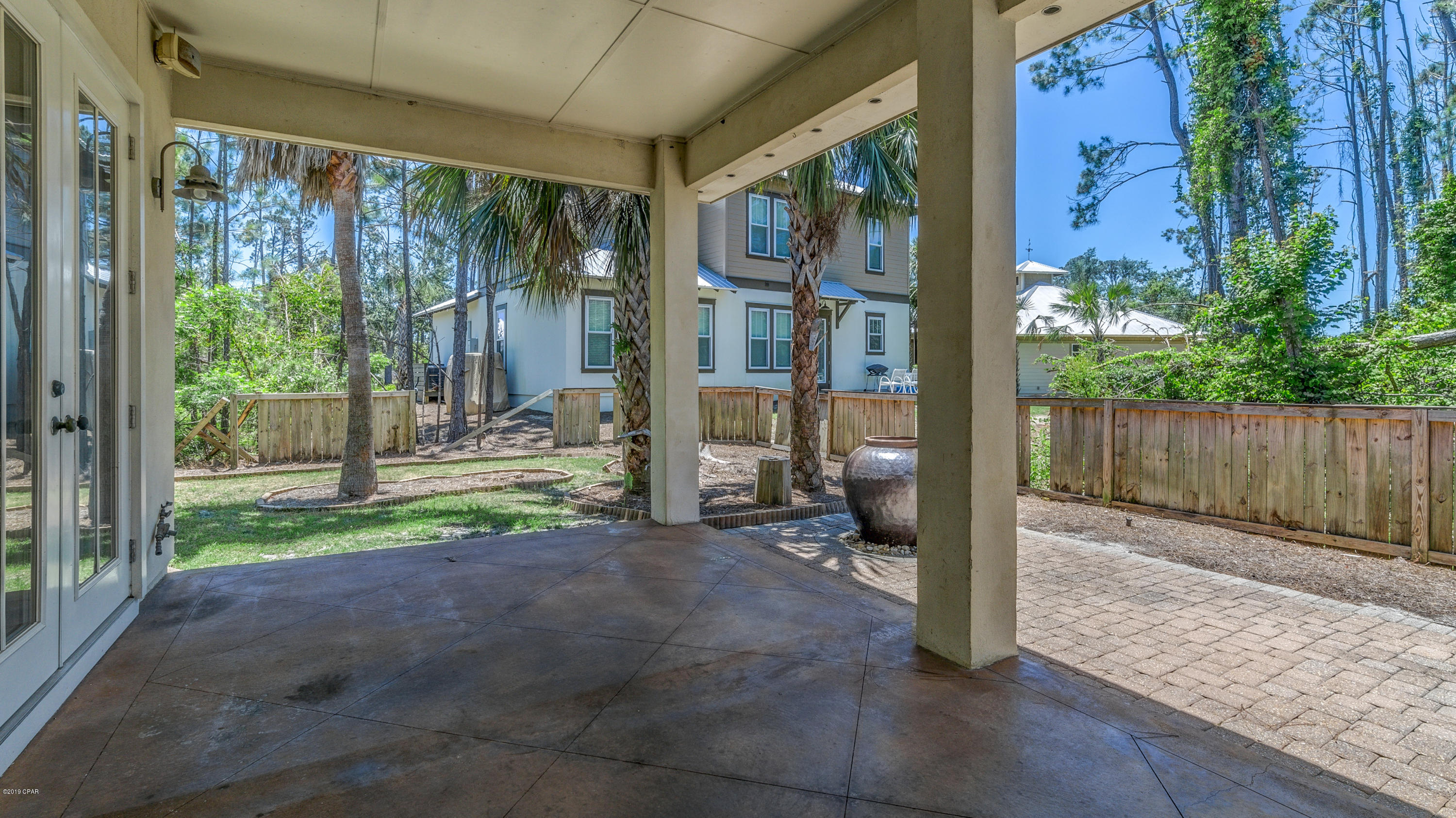 Martinique Phase I - Residential Lease