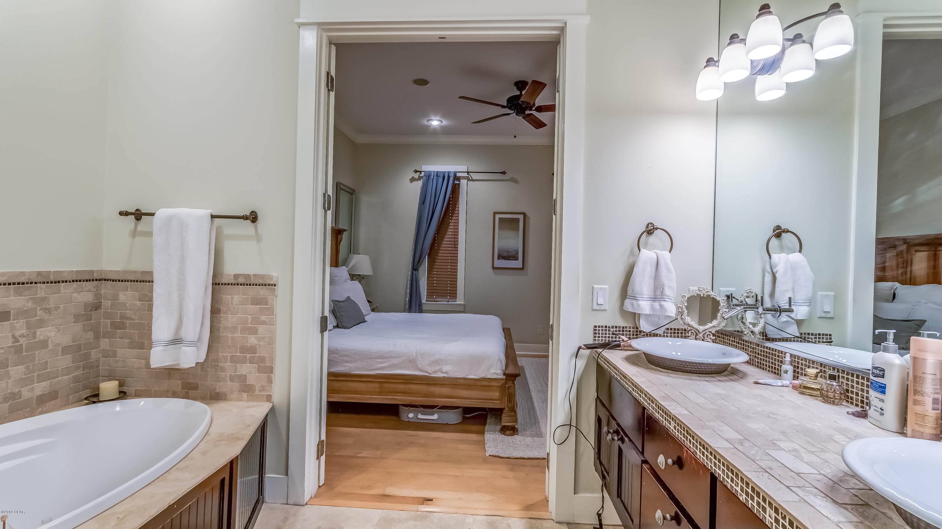 Martinique Phase I - Residential Lease