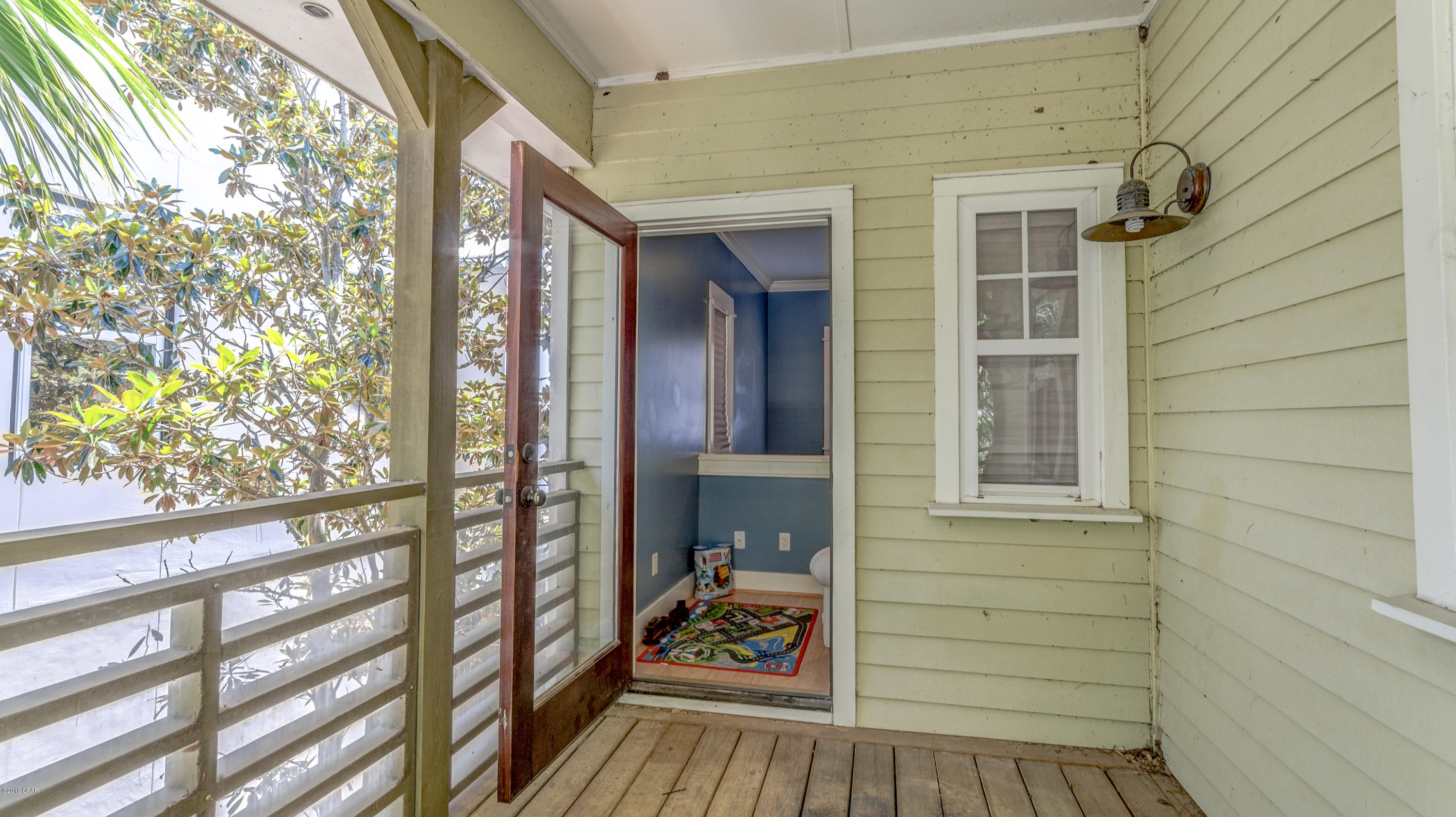 Martinique Phase I - Residential Lease