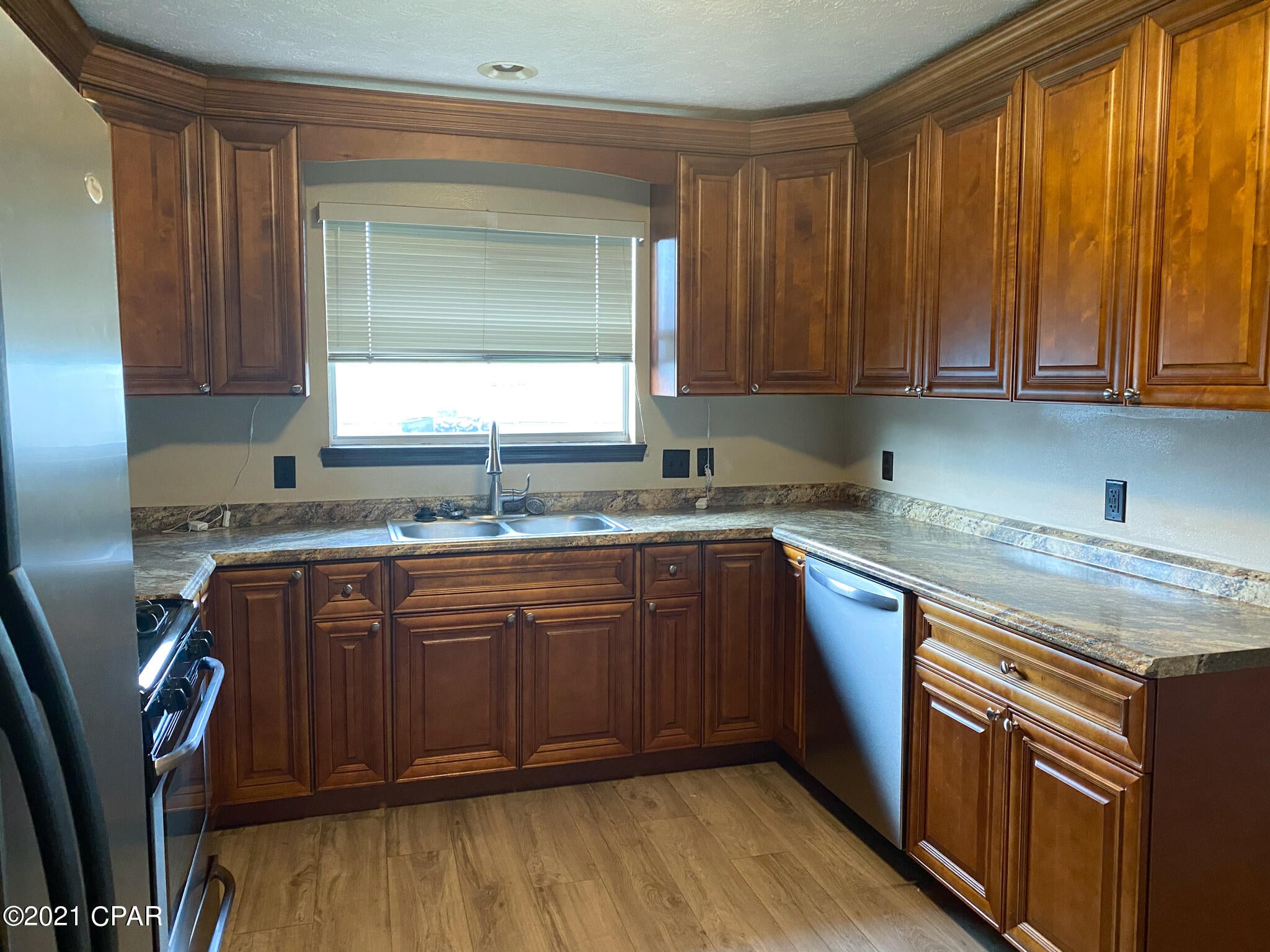 Pine Tree Place Unit 1 - Residential